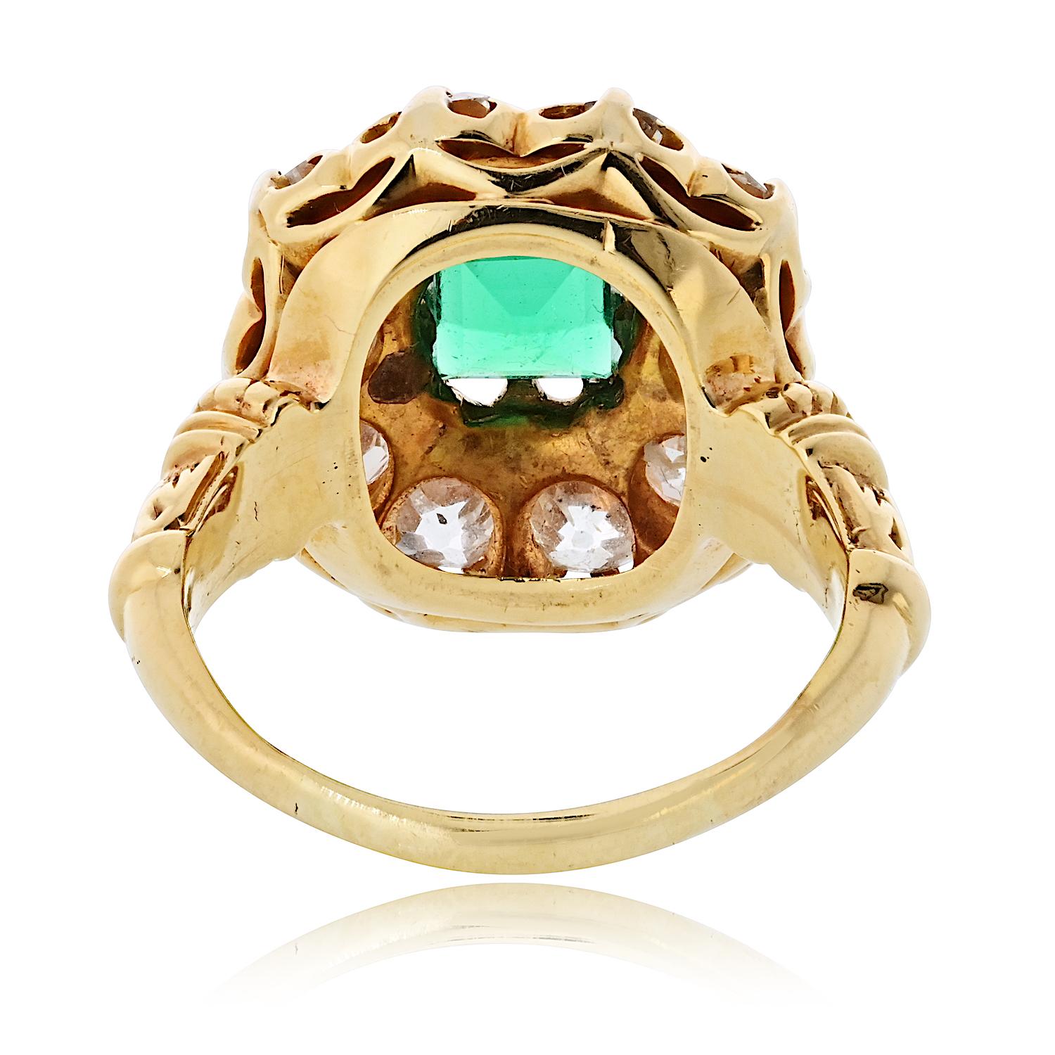 Vintage 18K Gelbgold 1.14ct Grüner Smaragd und Diamant Ring im Zustand „Hervorragend“ im Angebot in New York, NY