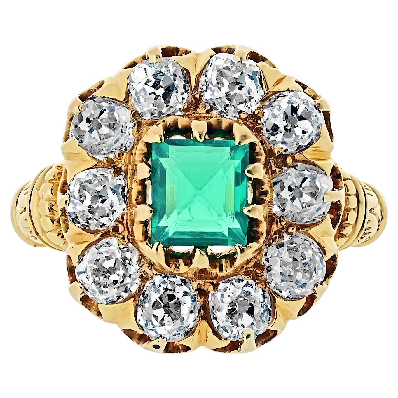 Vintage 18K Yellow Gold 1.14ct Green Emerald and Diamond Ring