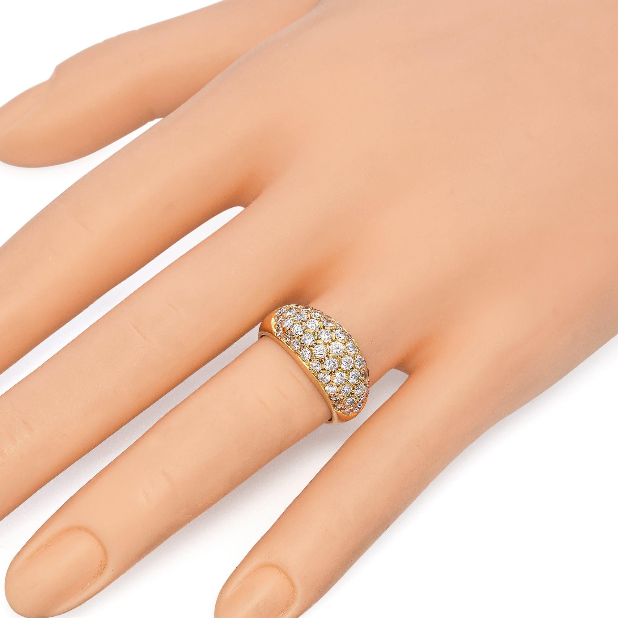 Taille ronde Bague dôme vintage en or jaune 18k avec 1.15tcw de diamant en vente