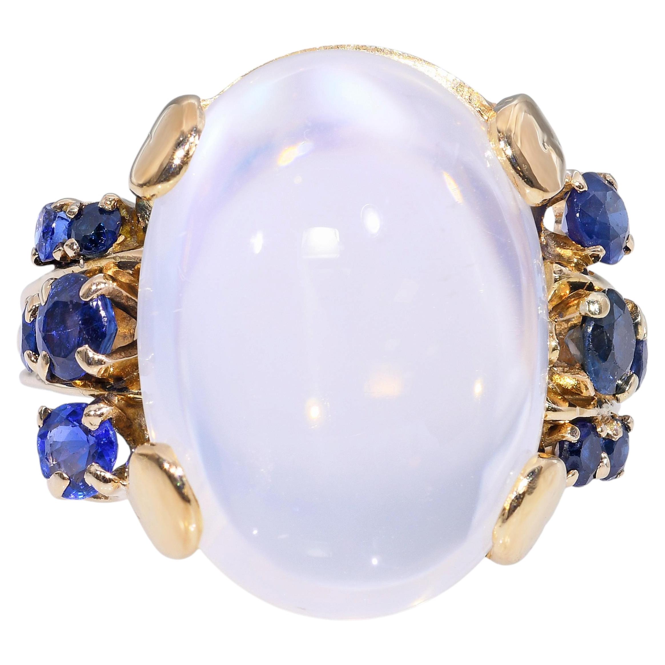 Vintage 18k Yellow Gold 12.65tcw Moonstone and Sapphire Ring