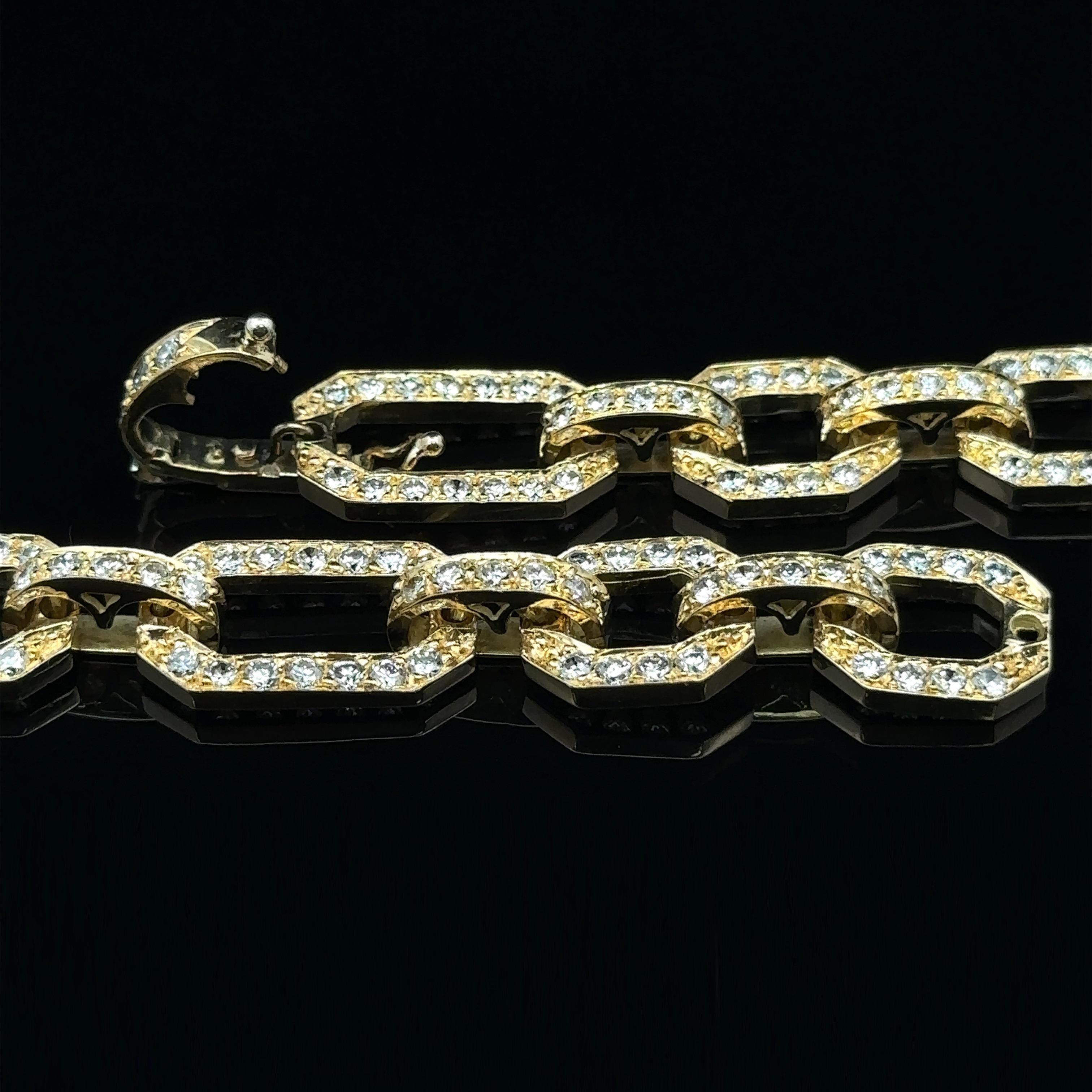 Collier vintage ouvert géométrique recouvert de diamants 12 carats en or jaune 18 carats en vente 1