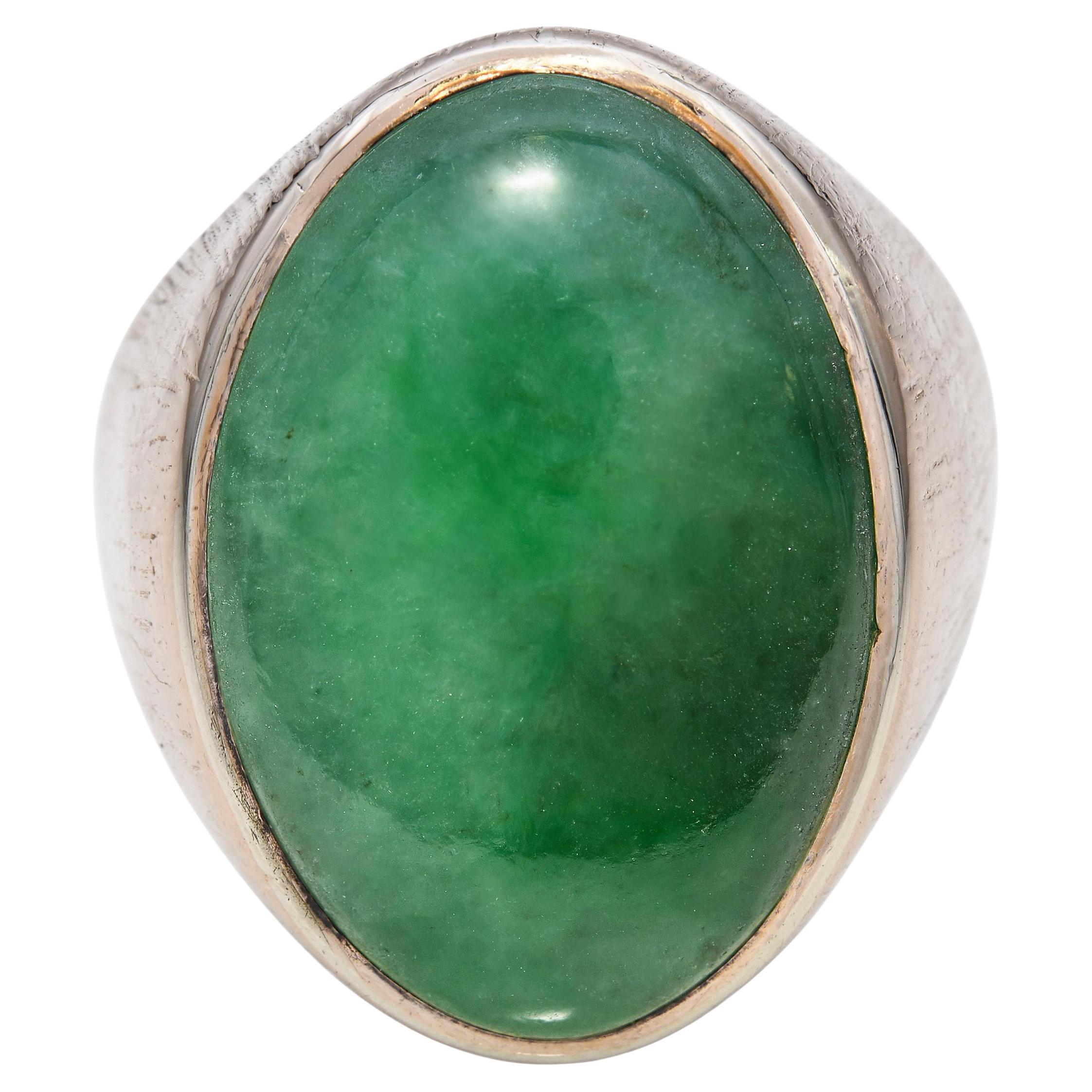 Vintage 18k Yellow Gold 16.31ct Jadeite Jade Ring For Sale