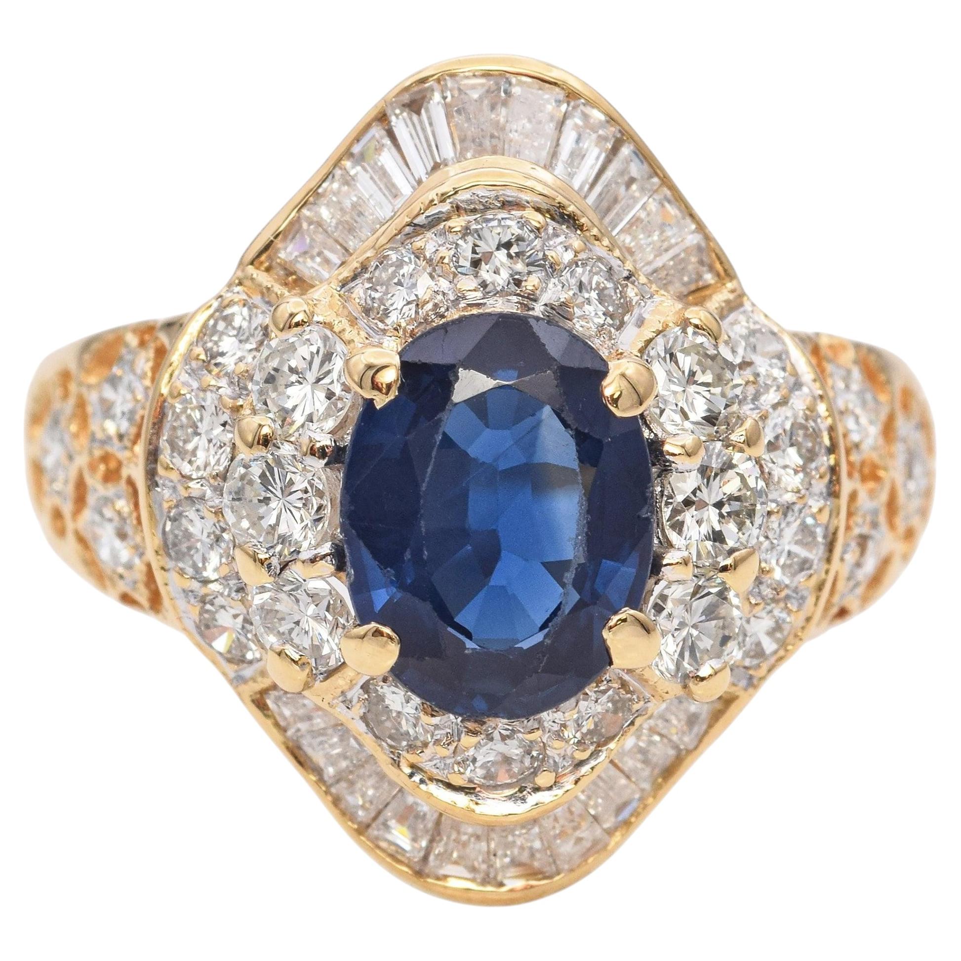 Vintage 18k Yellow Gold 1.65ct Sapphire and Diamond Ring For Sale