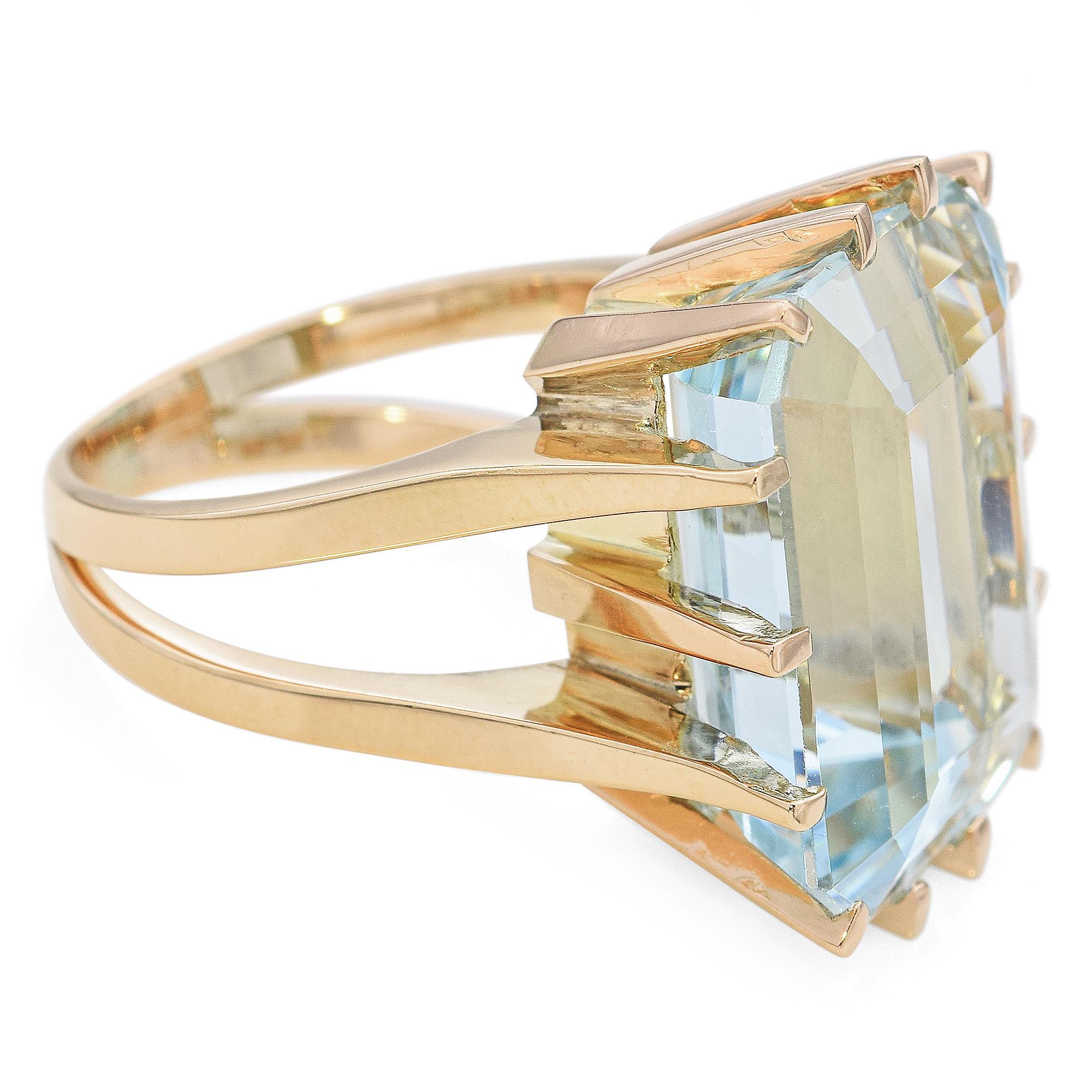 Bague Vintage en or jaune 18k 16.6ct aigue-marine en vente 1