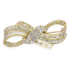 Vintage 18k Yellow Gold 2.02tcw Diamond Ribbon Brooch