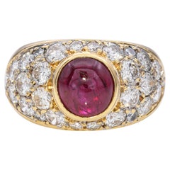 Vintage 18k Yellow Gold 2.20tcw Diamond Pave and Ruby Cabochon Ring