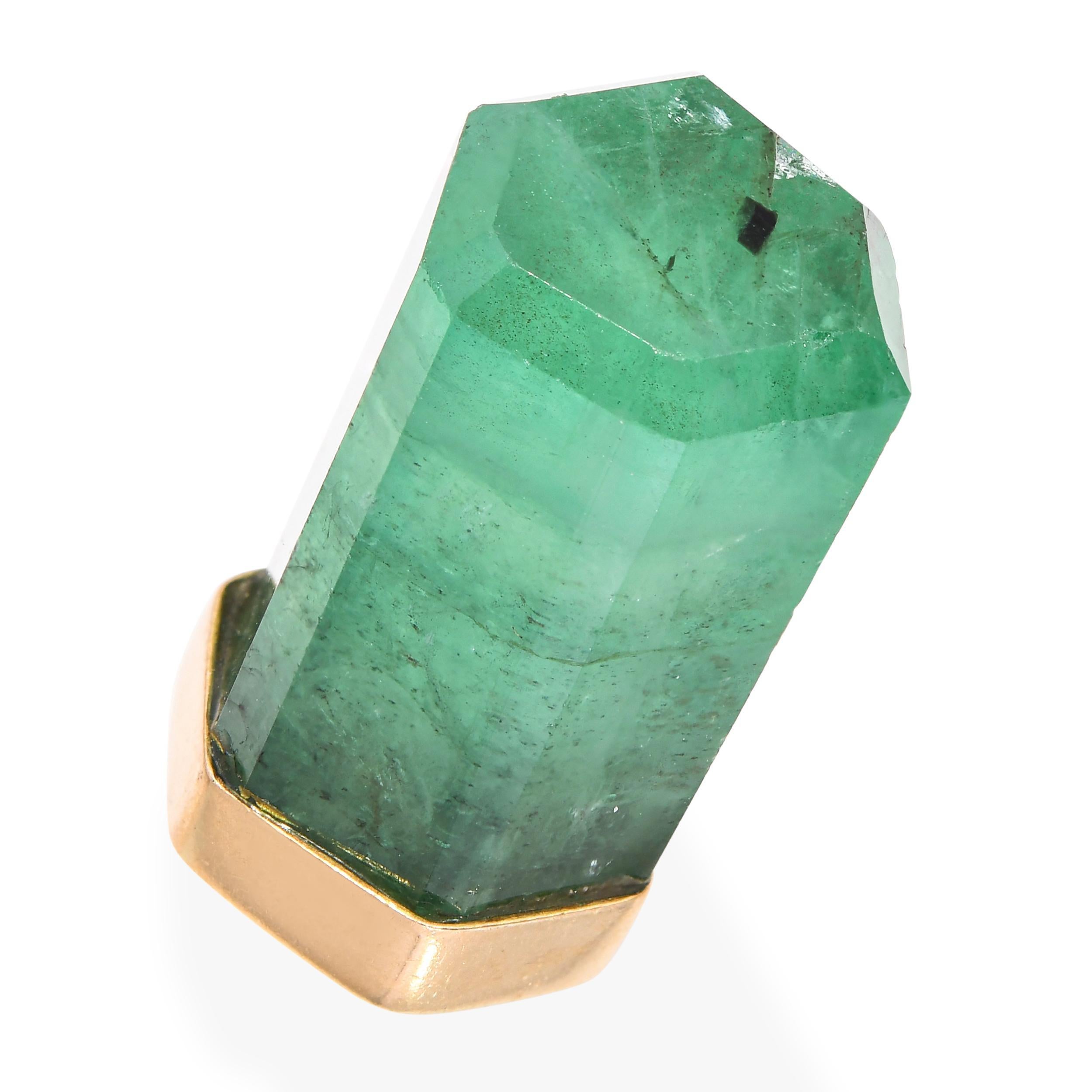 Pendentif vintage en or jaune 18k 22.5ct émeraude en vente 1