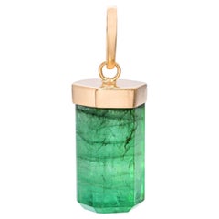 Ciondolo vintage in oro giallo 18k con smeraldo da 22,5 carati