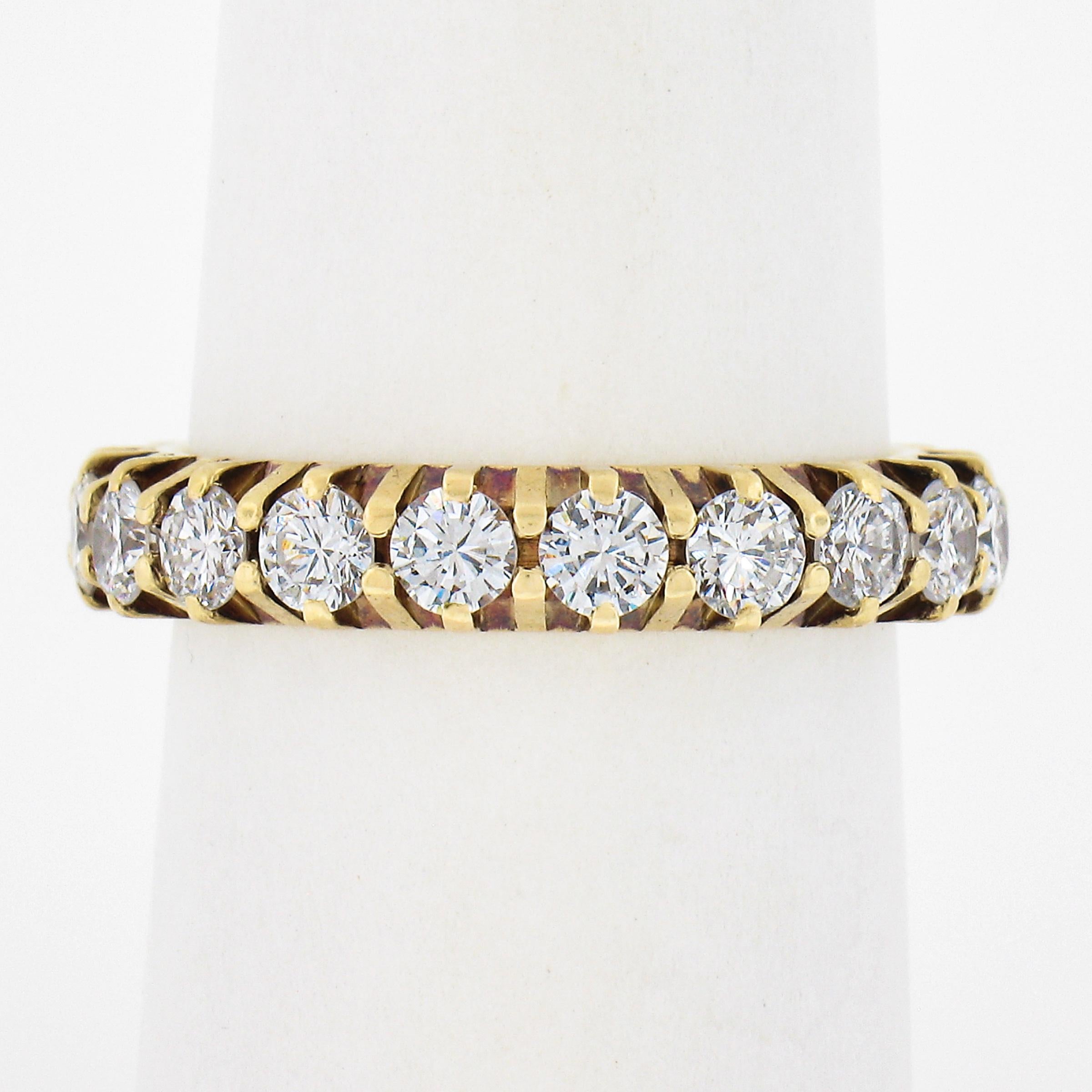 Vintage 18K Yellow Gold 2ct Round Prong Diamond Stack Eternity Wedding Band Ring In Excellent Condition For Sale In Montclair, NJ