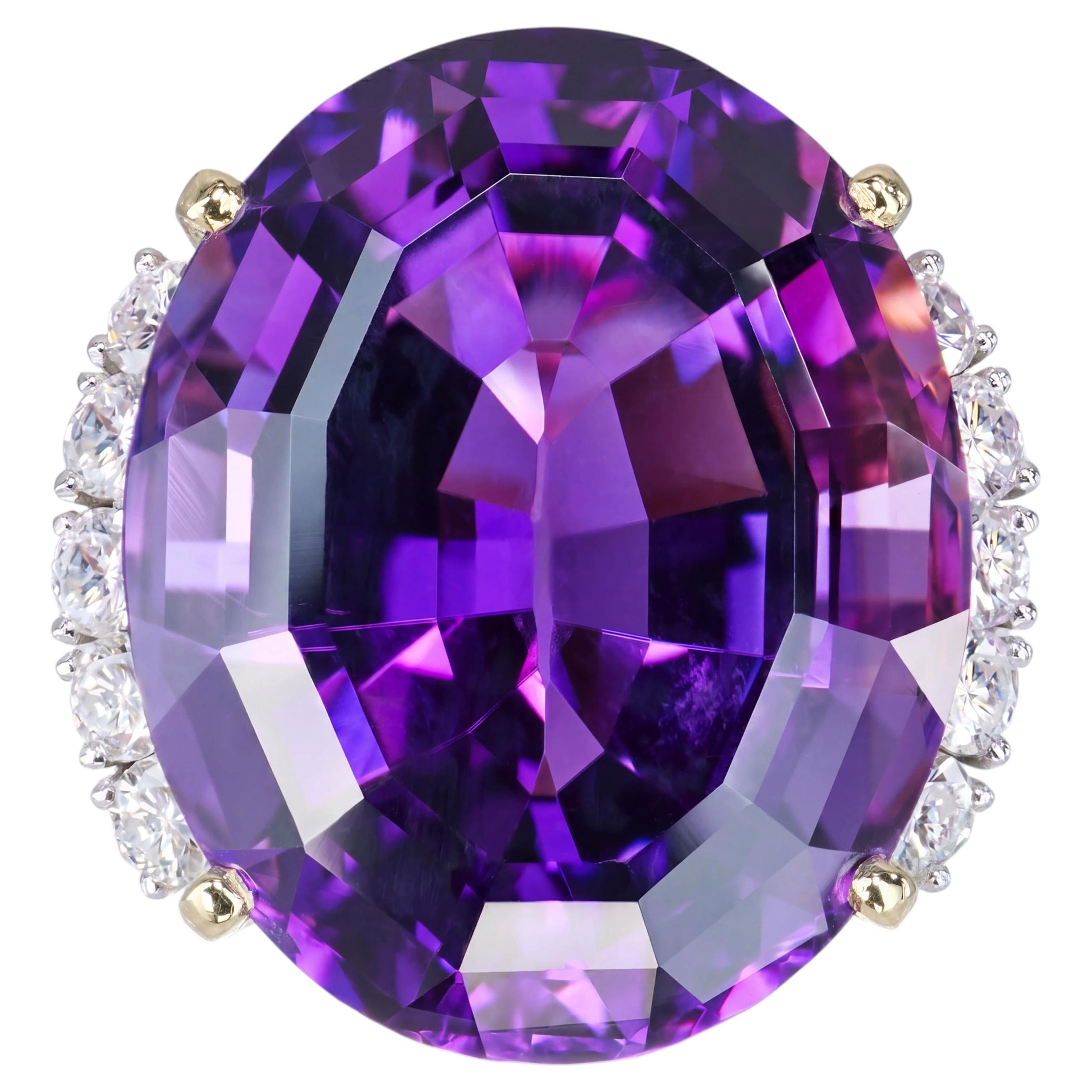 Vintage-Cocktailring aus 18-karätigem Gelbgold mit 31,25 Karat Amethyst und Diamanten