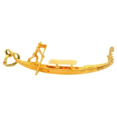 Vintage 18k Yellow Gold 3d Detailed Venetian Gondola Charm Pendant