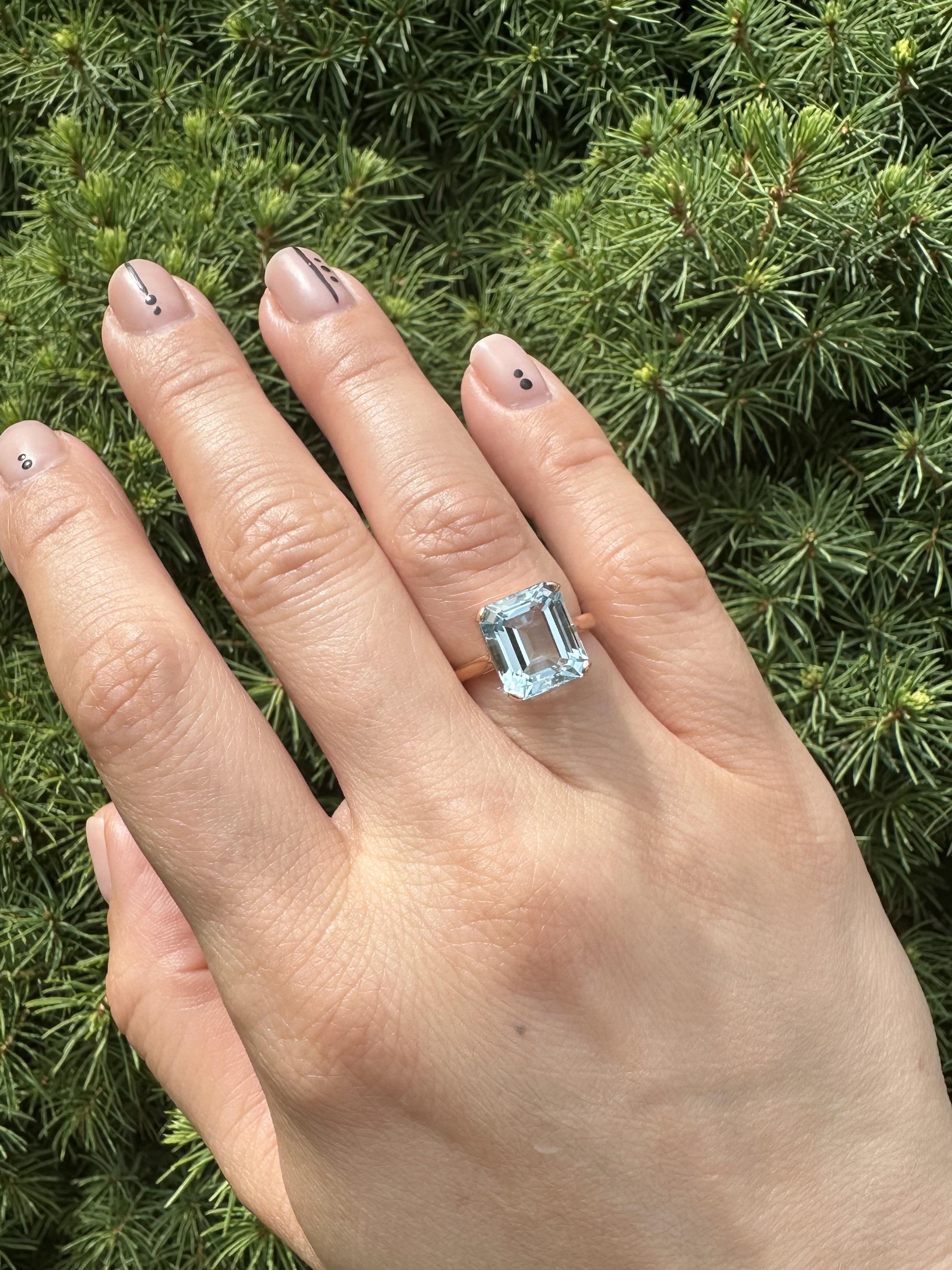 Vintage 18k Gelbgold 4,36ct Smaragdschliff Aquamarin Solitär Ring im Angebot 9