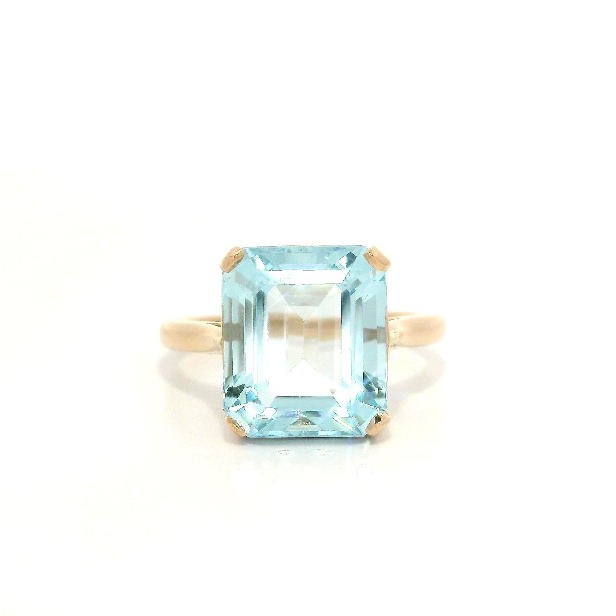 Vintage 18k Gelbgold 4,36ct Smaragdschliff Aquamarin Solitär Ring im Angebot 11
