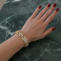 Vintage 18K Yellow Gold 8.00 TCW Diamond Motif Bracelet Geometric Design