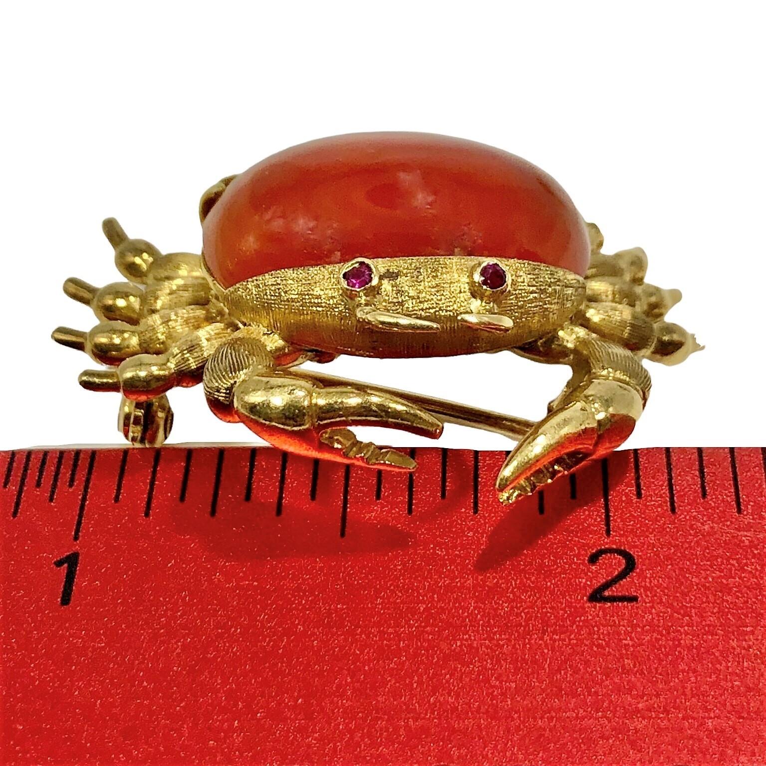 Women's Vintage 18K Yellow Gold and Carnelian Italian Crab Brooch