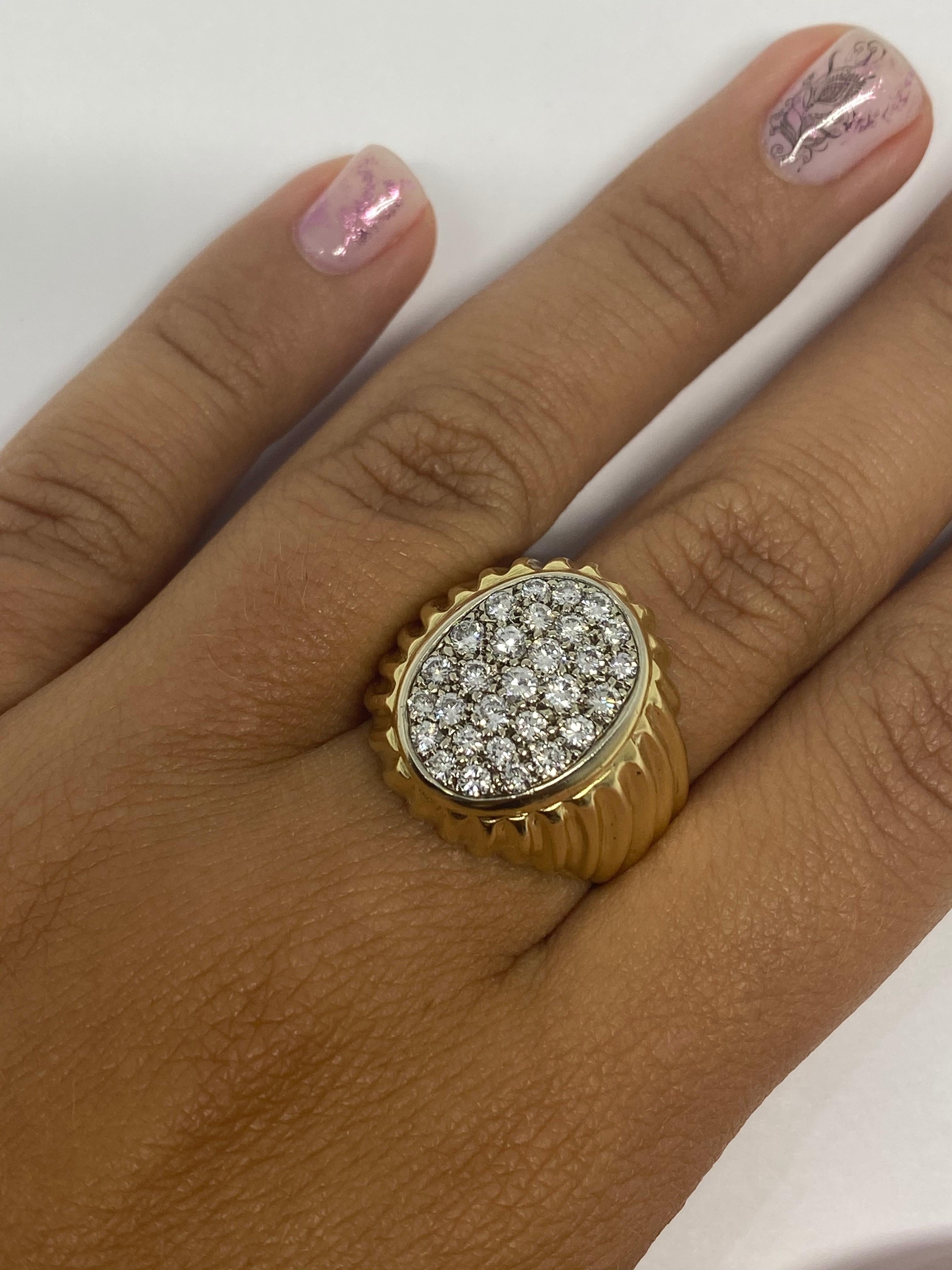 Vintage 18K Yellow Gold and Diamond Cluster Ring  4