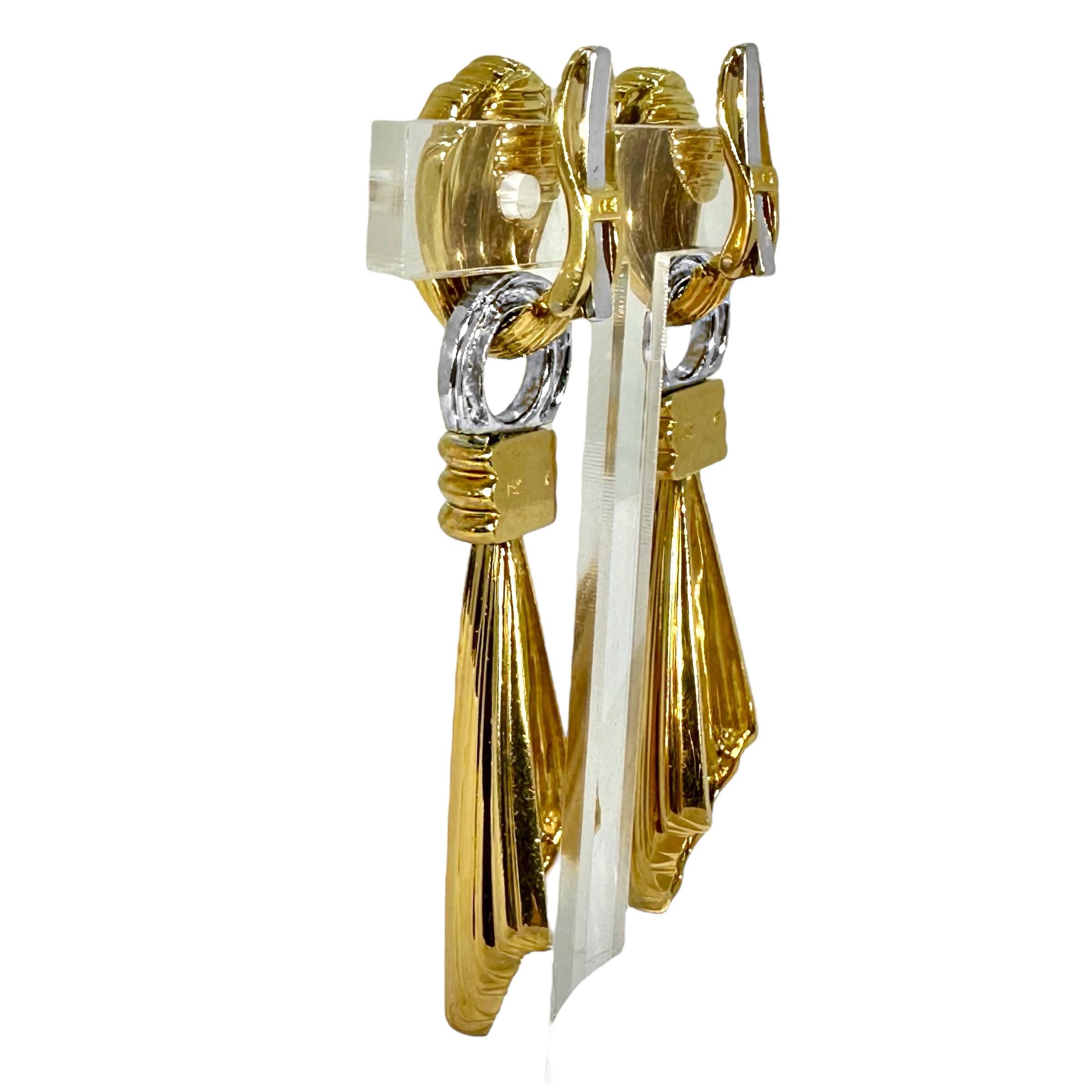 Vintage 18K Gelbgold und Diamant Duster Ohrringe knapp unter 2 3/4 Zoll lang (Brillantschliff) im Angebot