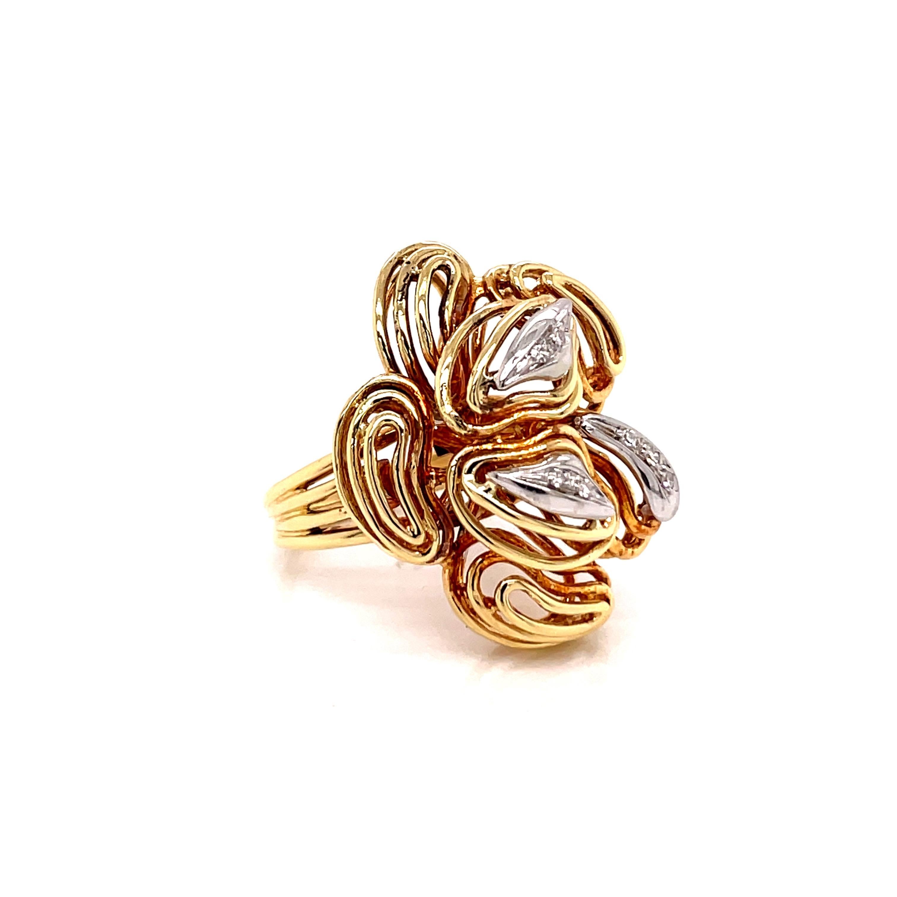 Contemporary Vintage 18K Yellow Gold and Diamond Paisley Ring