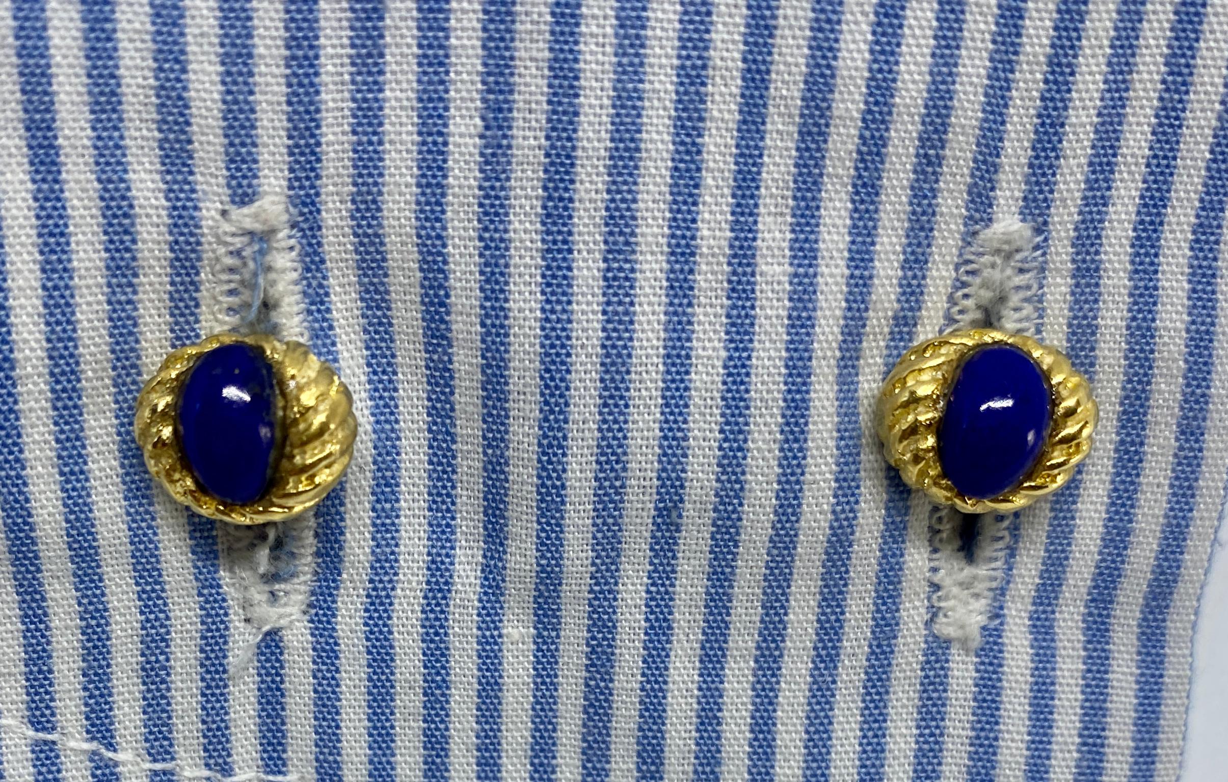 Women's or Men's Vintage 18k Yellow Gold and Lapis Cufflinks For Sale