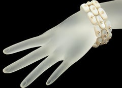 Vintage 18 Karat Yellow Gold and Mother of Pearl Link Bracelet Signed Angela