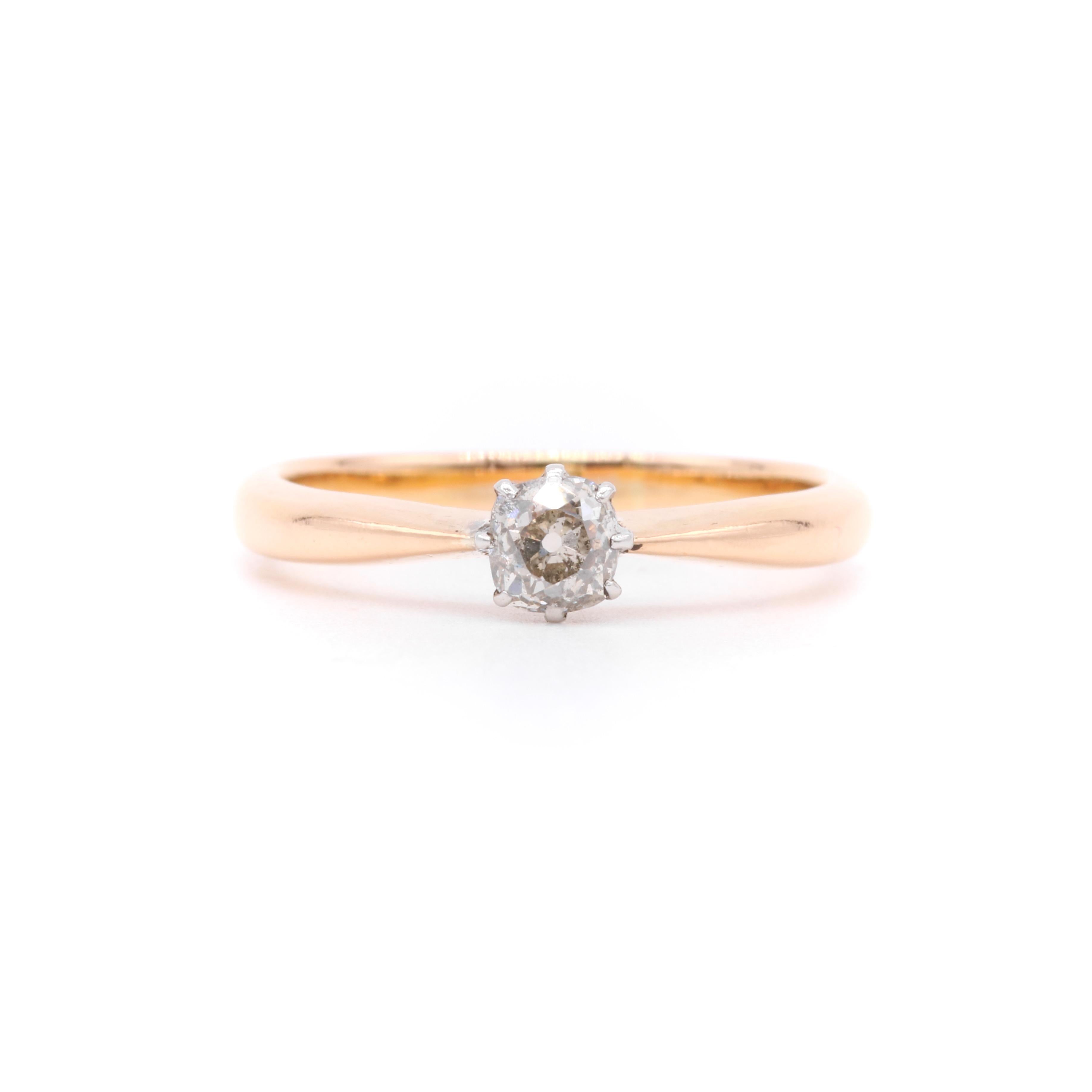 Vintage 18K Yellow Gold and Platinum 0.24ct Old Cut Diamond Solitaire Ring In Good Condition For Sale In Staines-Upon-Thames, GB