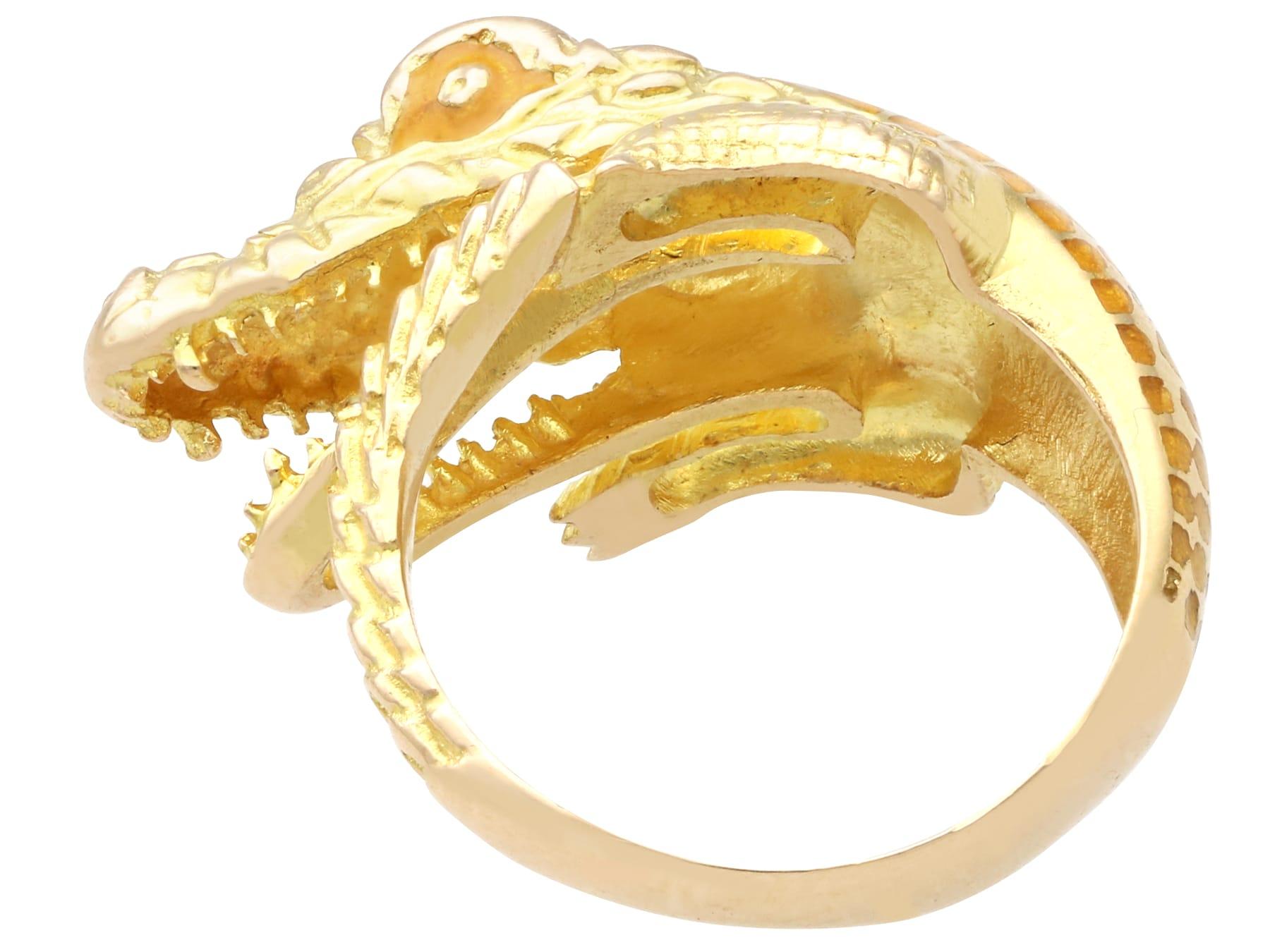 Vintage 18k Yellow Gold and Plique-à-Jour Crocodile Ring For Sale 2