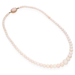 Vintage 18k Yellow Gold Angel Skin Coral Beaded Necklace