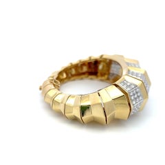 Vintage 18K Yellow Gold Bangle Bracelet with 10 Carat Round I-VS Diamonds