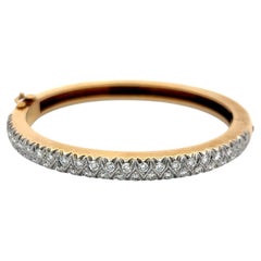 Vintage 18K Yellow Gold Bangle Bracelet with 2.2 Carat Circular Cut G-VS Diamond