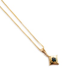Vintage 18K Yellow Gold Blue Sapphire Triangular Star Pendant Necklace