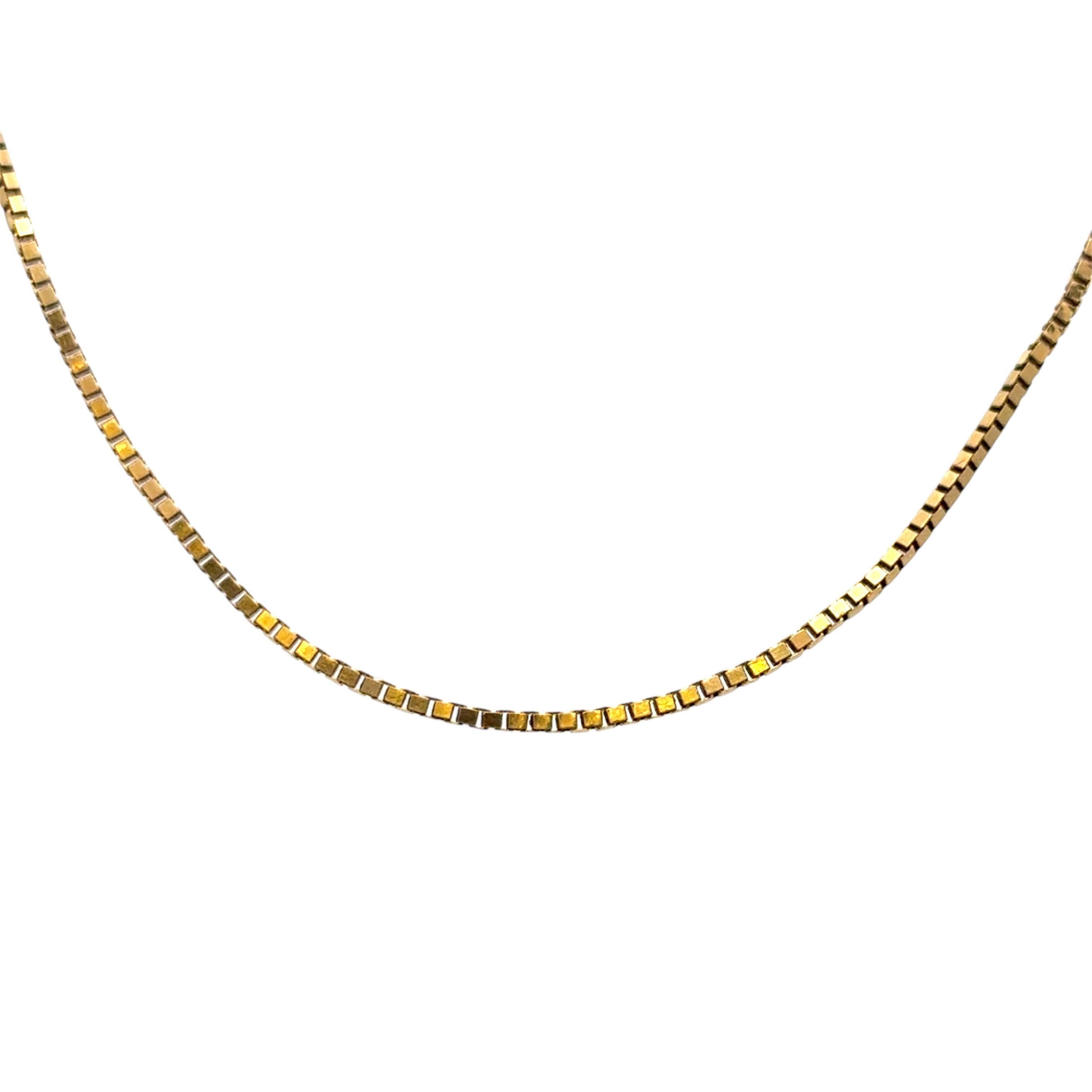 Collana a catena a scatola in oro giallo 18k vintage

Questa splendida collana vintage con catena a scatola d'oro è in ottime condizioni ed è pronta per essere spedita!

Tipo: Collana a catena a scatola
Materiale: oro giallo 18k
Misure: La collana