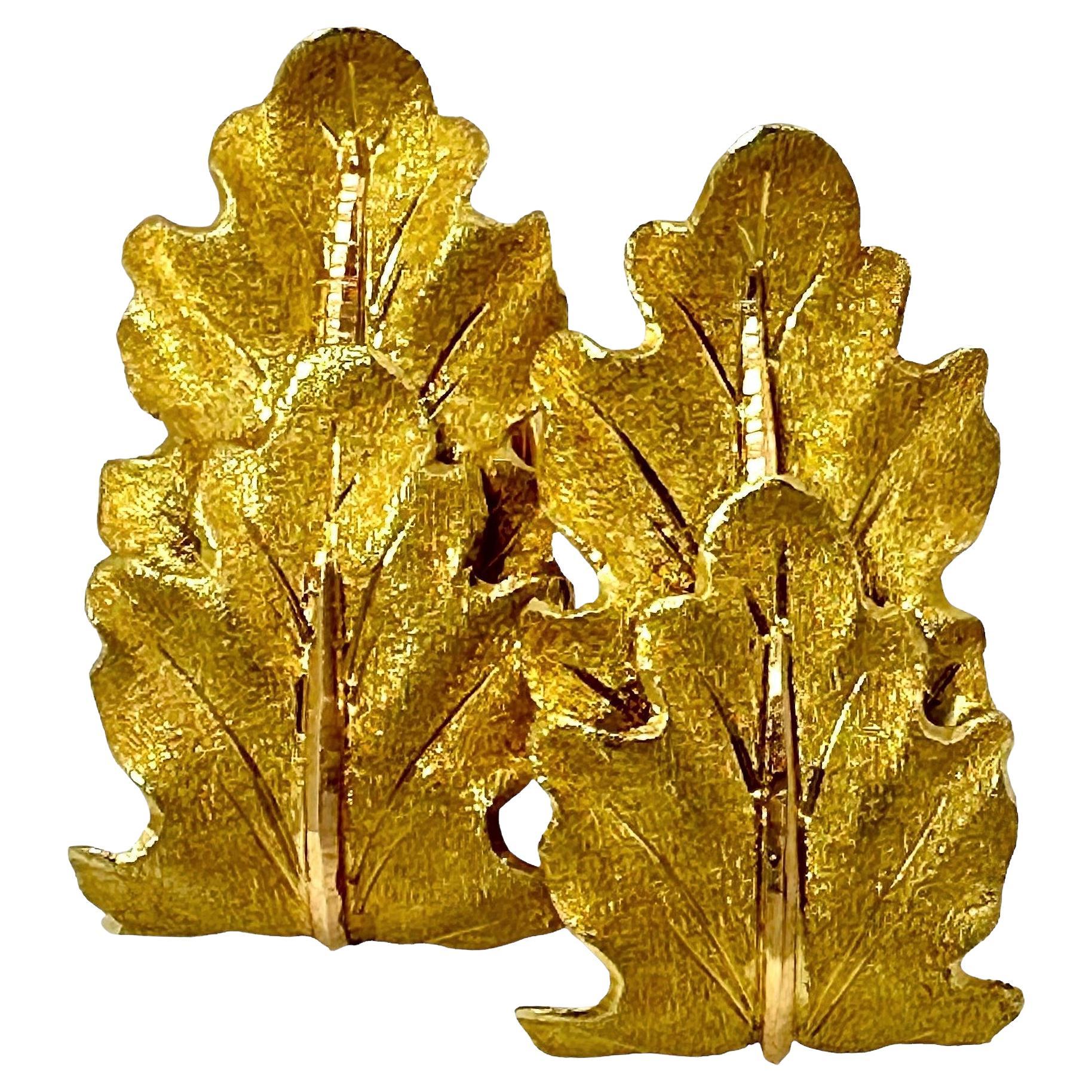 Boucles d'oreilles feuilles Buccellati vintage en or jaune 18 carats de 1 pouce de long par 1/2 pouce de large