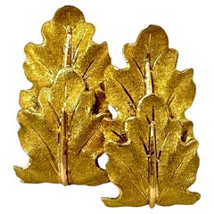 Vintage 18K Yellow Gold Buccellati Leaf Earrings 1 Inch Long by 1/2 Inch Wide