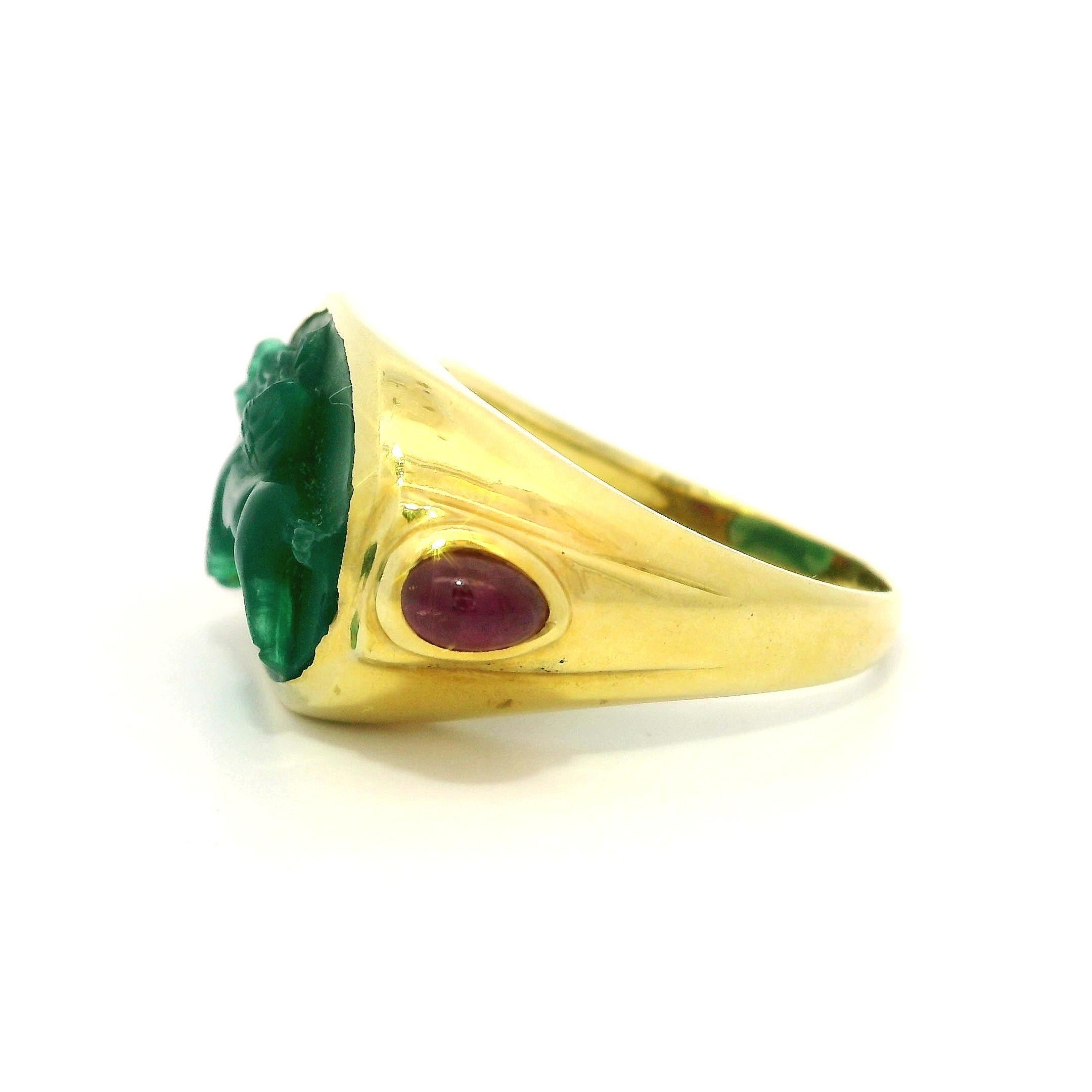 Vintage 18k Gelbgold geschnitzt Kamee Lünette Einhorn Chalcedon & Rubin Ring im Angebot 7
