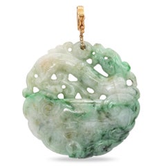 Pendentif vintage en or jaune 18 carats, dragon de jade sculpté, longévité et bonne chance