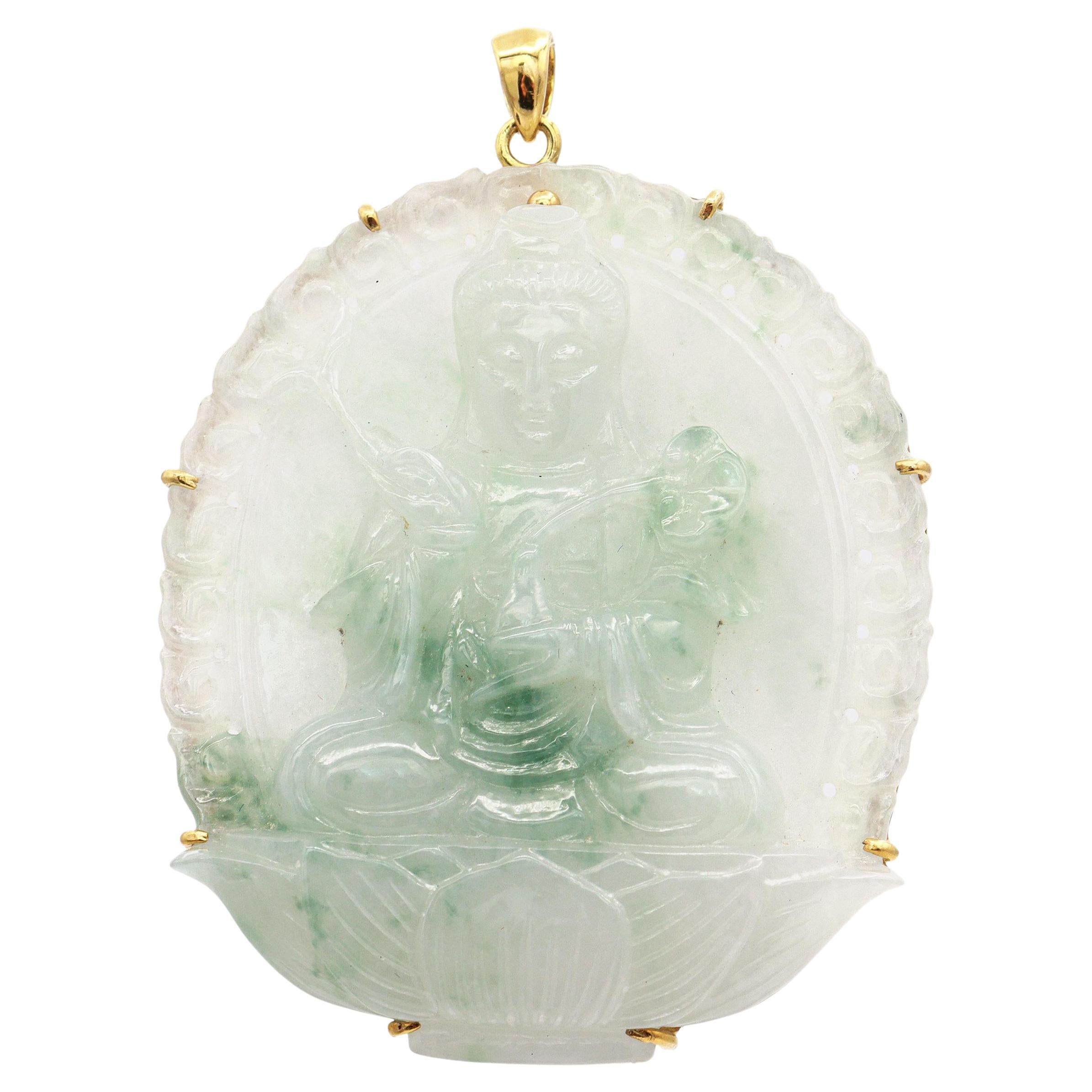 Vintage 18K Yellow Gold Carved Jade Guanyin Pendant For Sale