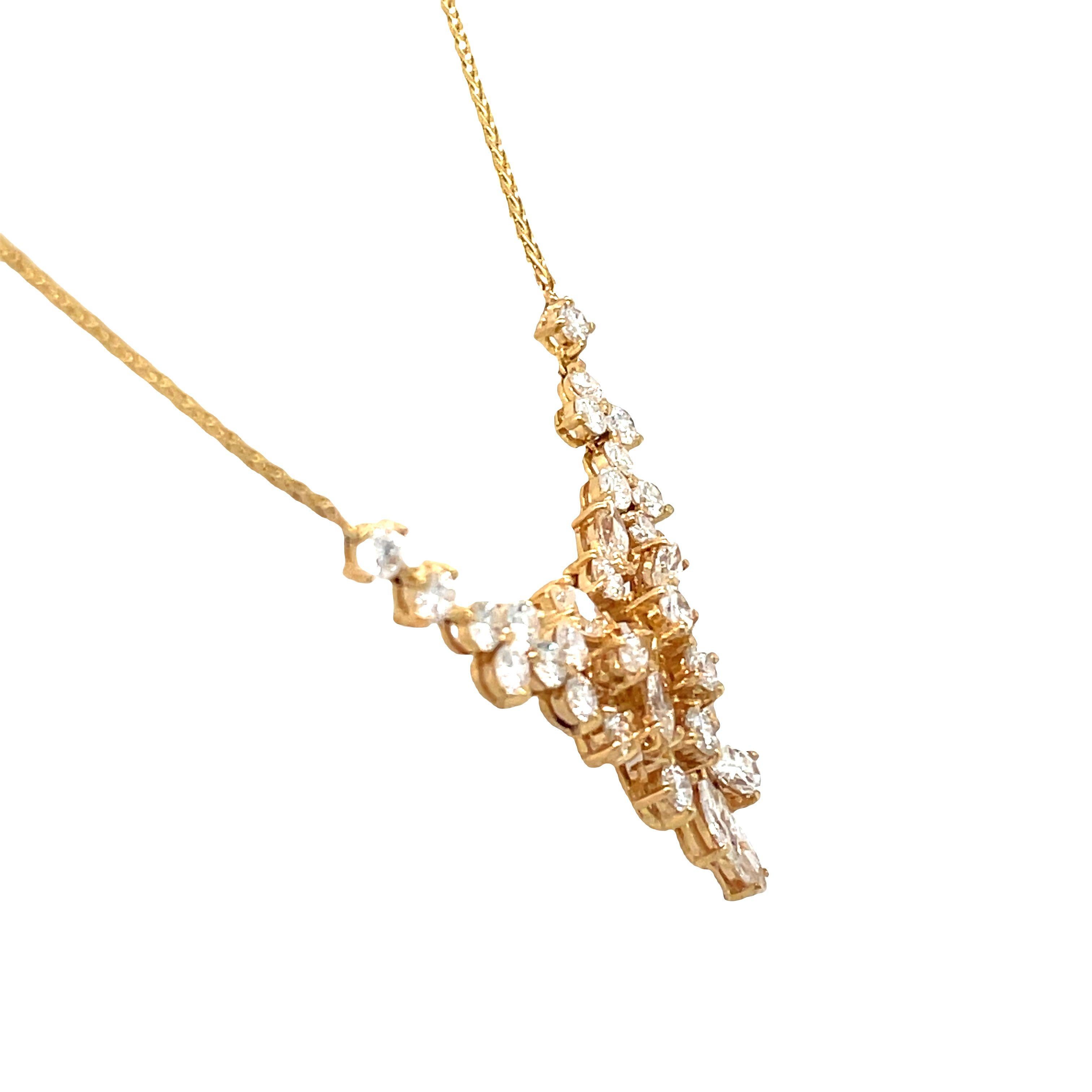 Vintage 18k Yellow Gold Cluster Diamond Cascade Pendant Necklace For Sale 1
