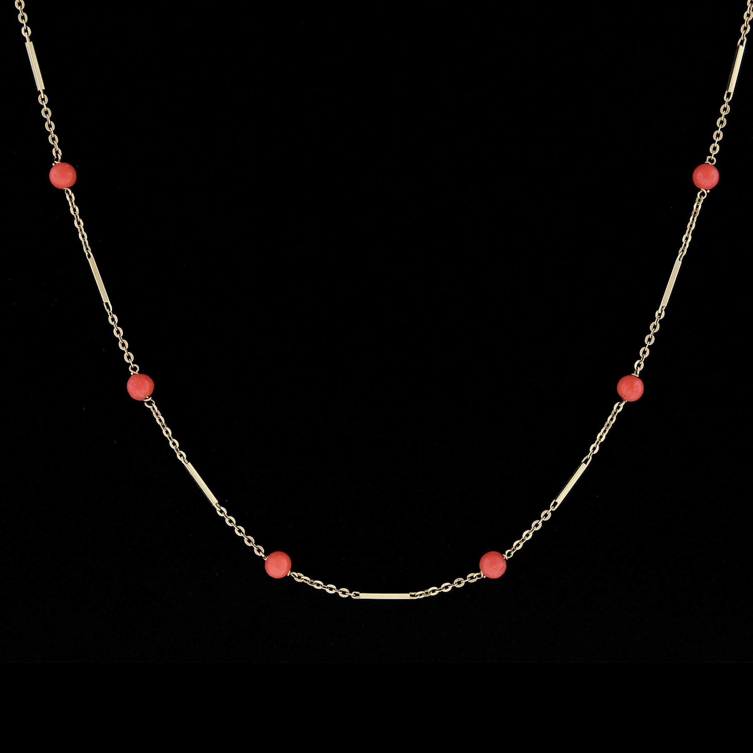 Vintage 18k Yellow Gold Coral Bead w/ Bar & Cable Link 30