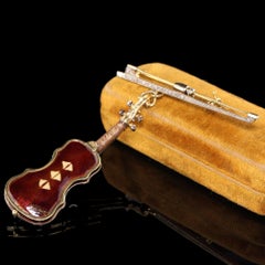 Vintage 18k Yellow Gold Diamond and Enamel Stradivarius Violin Pin
