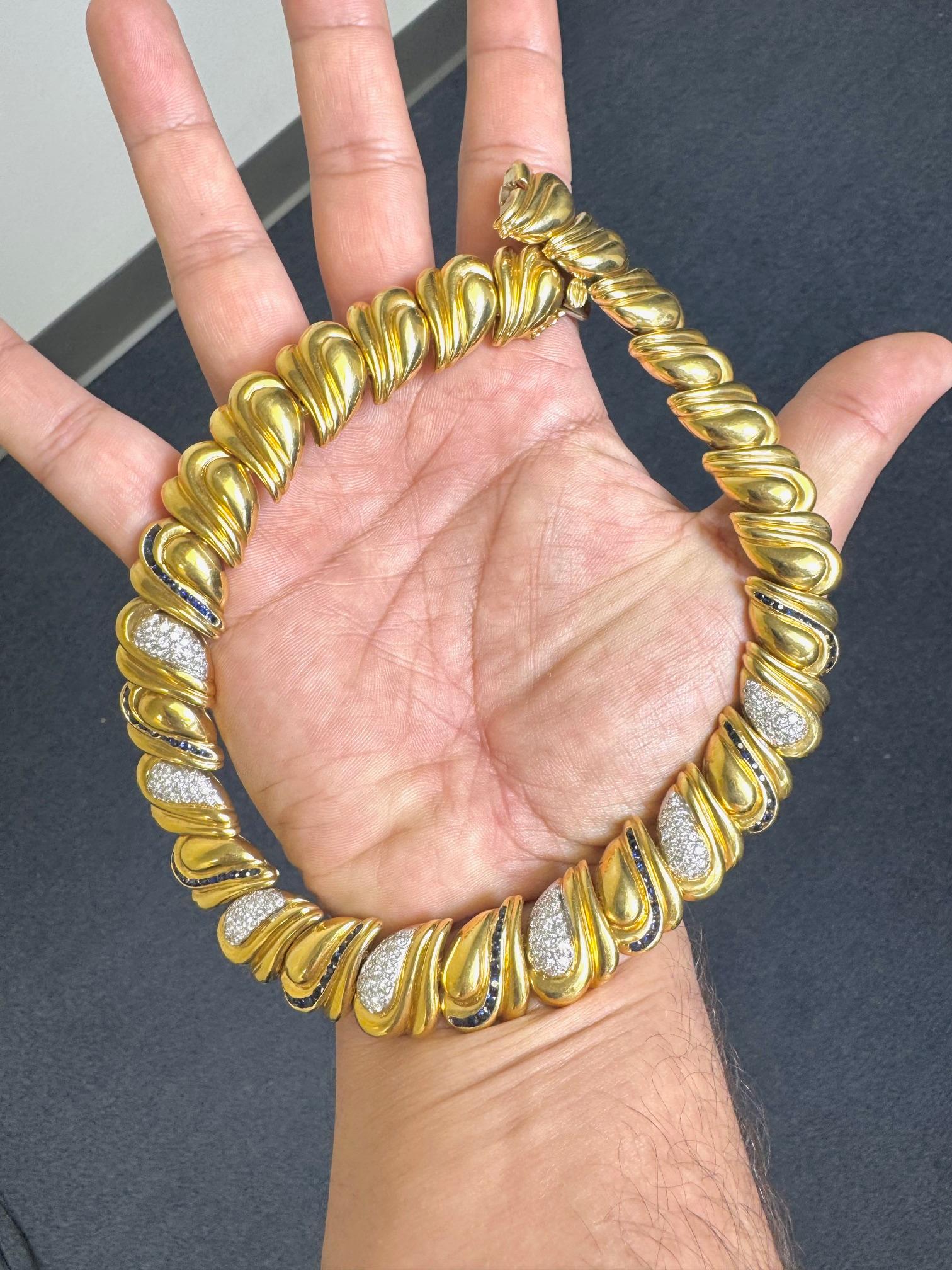 Vintage Collier à vagues en or jaune 18K avec diamants et saphirs en vente 1