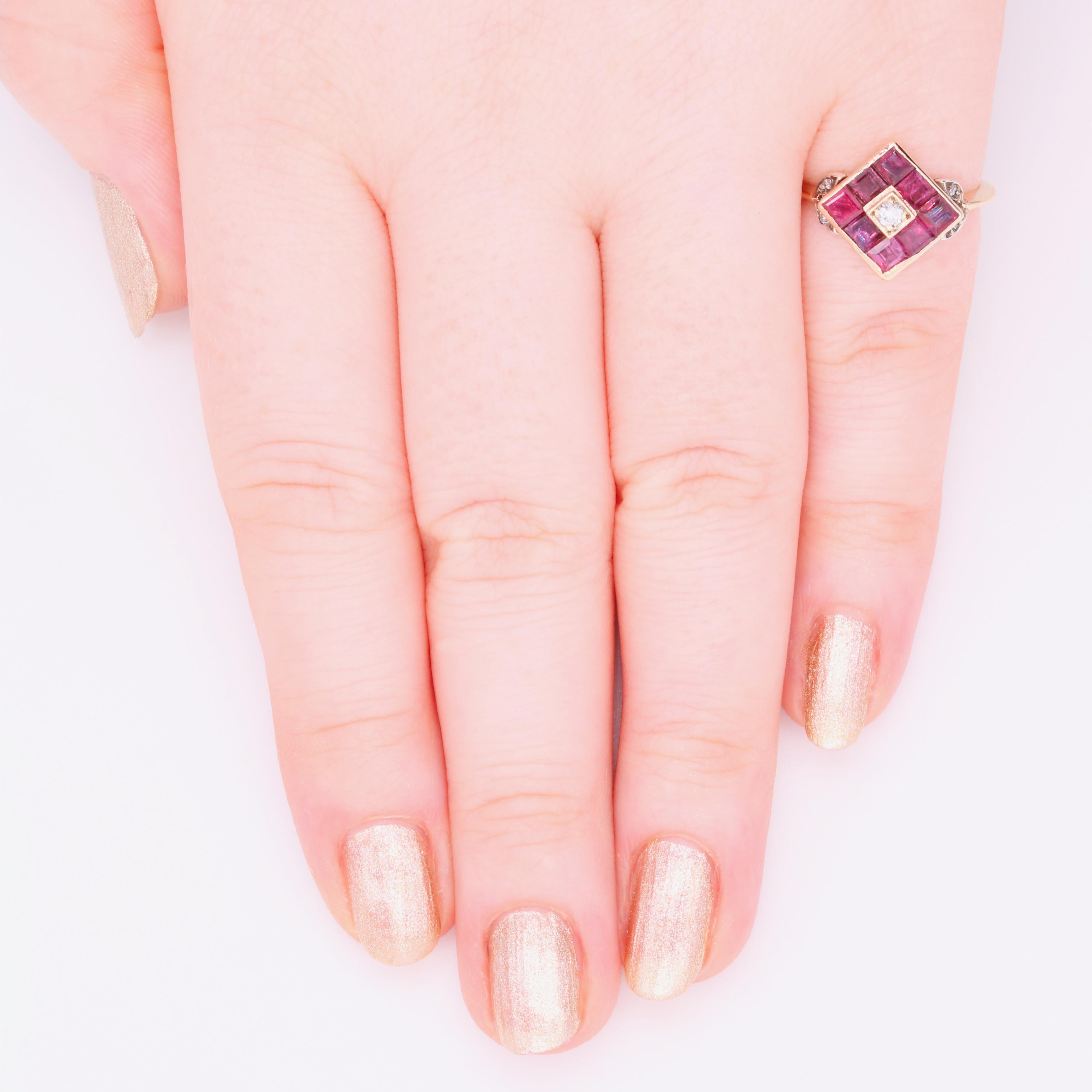 Vintage 18K Yellow Gold Diamond and Square Cut Ruby Cluster Ring For Sale 5