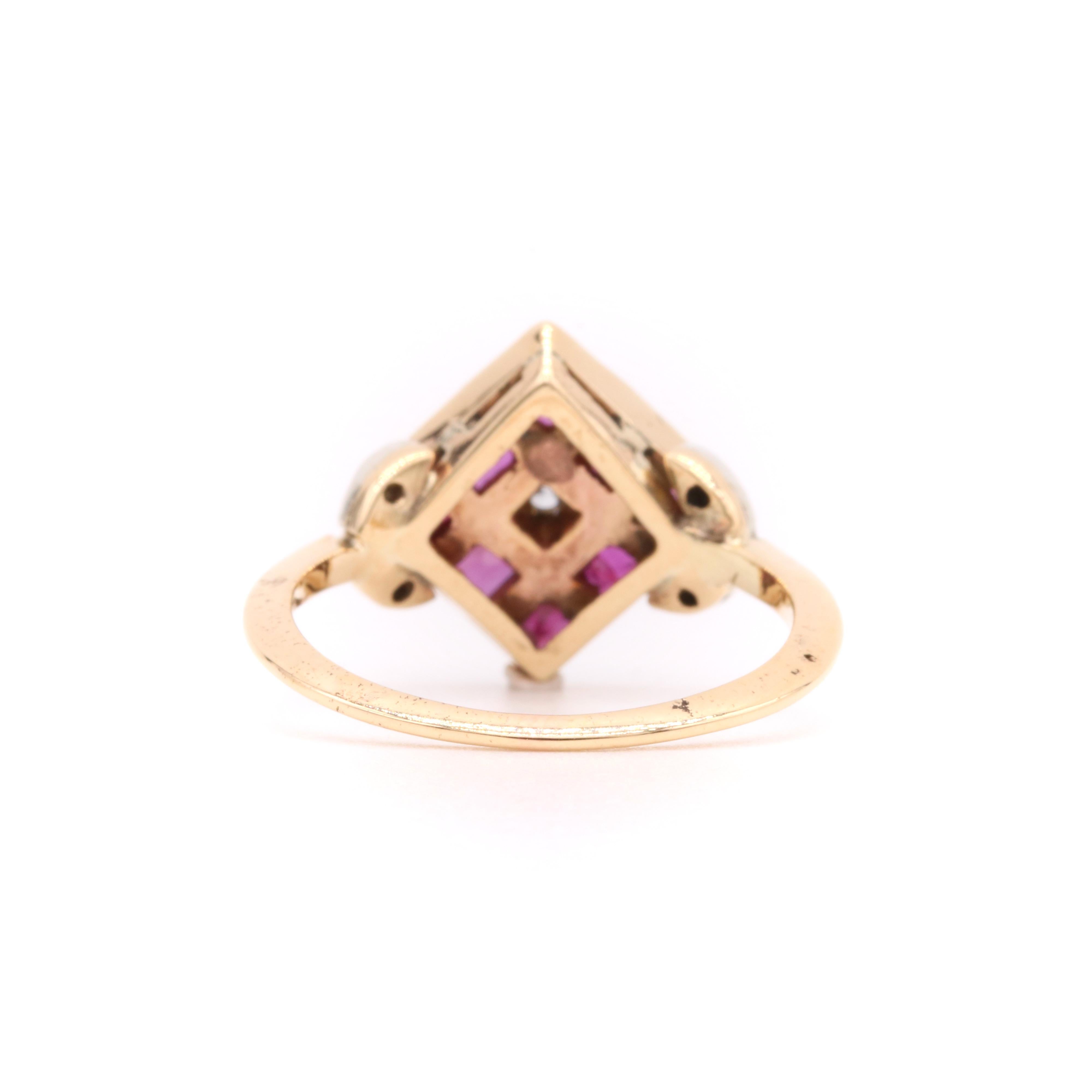 Vintage 18K Yellow Gold Diamond and Square Cut Ruby Cluster Ring For Sale 2