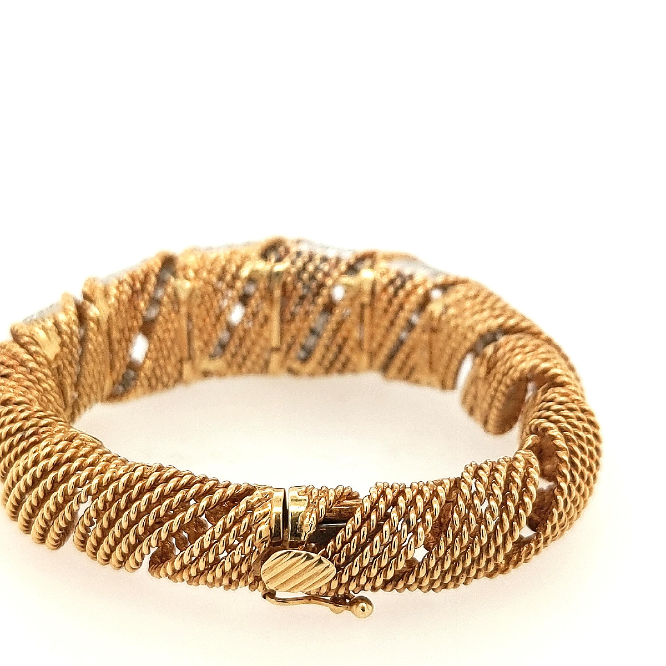 Women's Vintage 18k Yellow Gold Diamond Bracelet with 8.85cttw of Diamonds