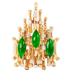 Anello da cocktail con diamante e smeraldo colombiano d'epoca in oro giallo 18 carati