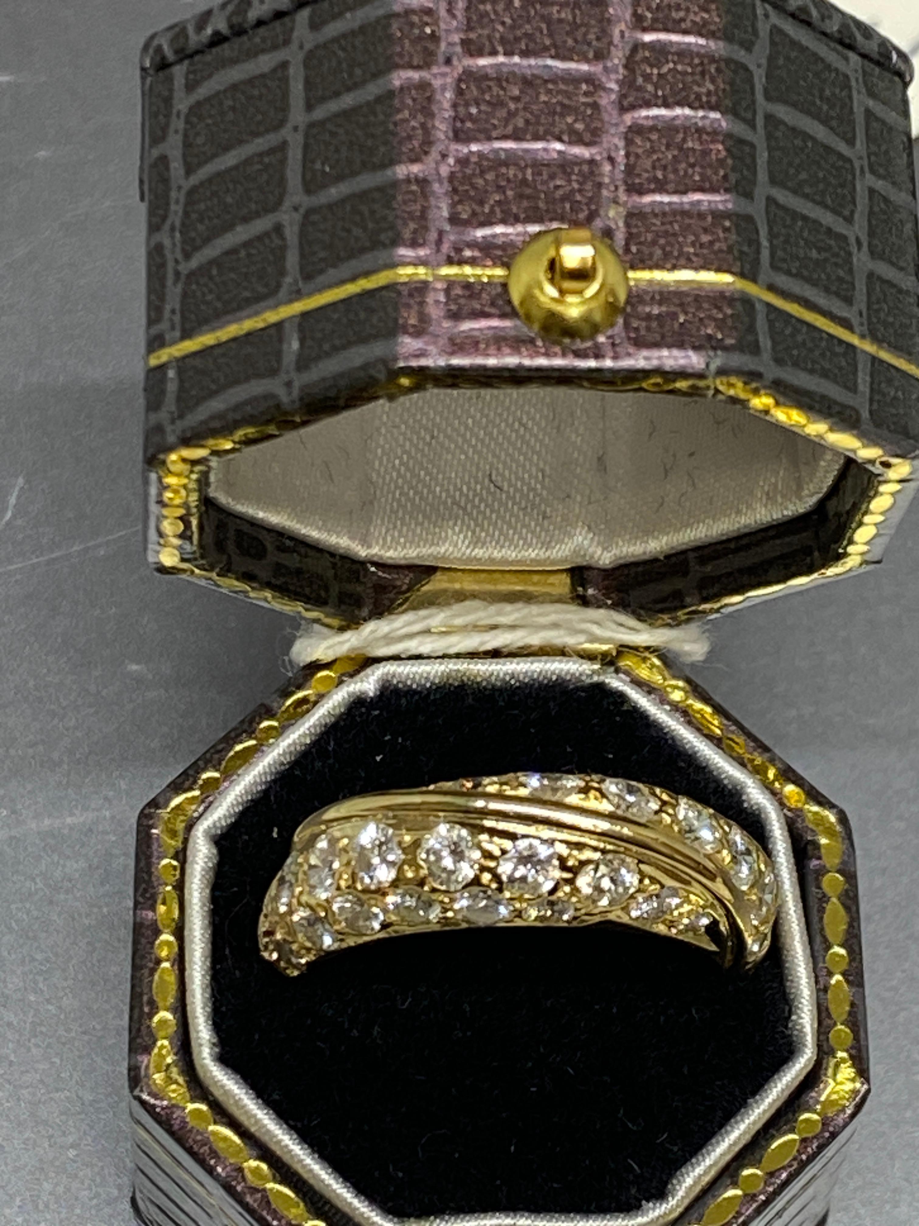 Vintage 18k Gelbgold & Diamant Crossover Ring Band im Angebot 6