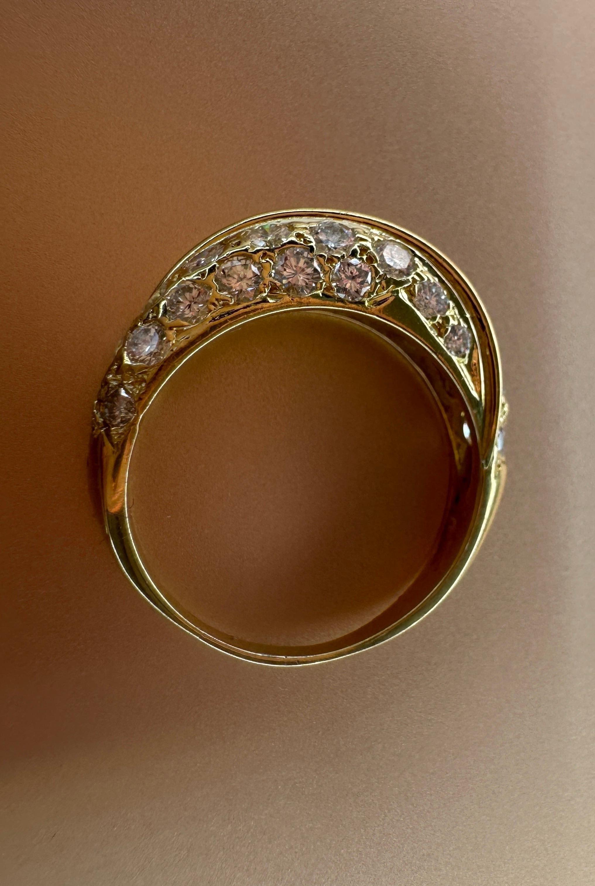 Vintage 18k Gelbgold & Diamant Crossover Ring Band Damen im Angebot