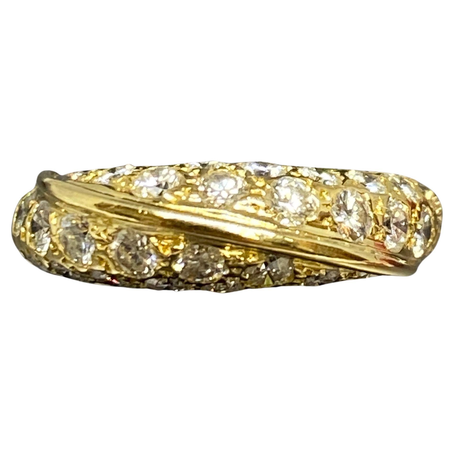 Vintage 18k Yellow Gold & Diamond Crossover Ring Band For Sale