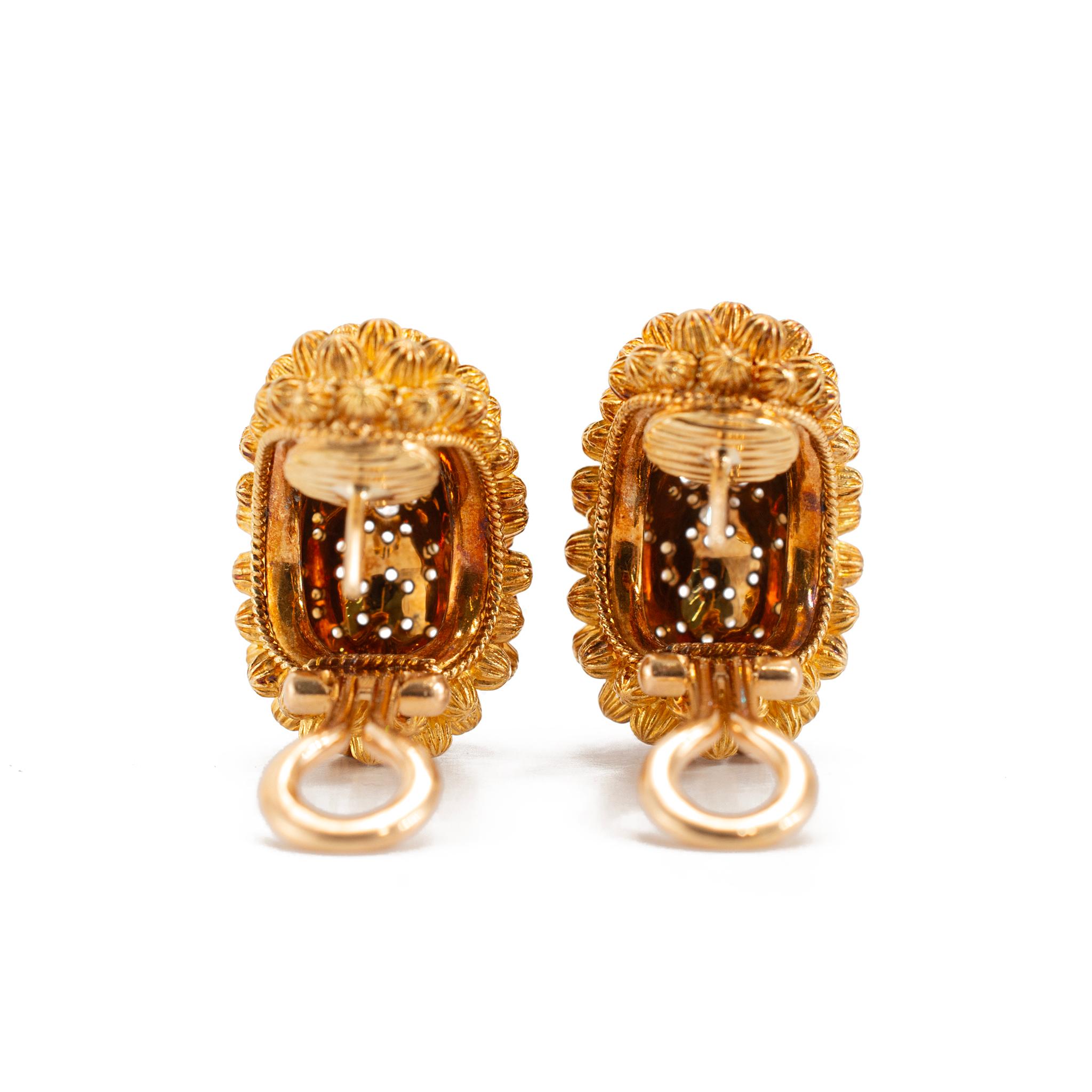 Gender: Women's

Metal Type: 18K Yellow Gold

Length: 1.00 inches

Width: 16.30 mm 

Weight: 25.04 grams

One pair of ladies handmade 18K yellow gold, diamond vintage clip-on, stud, dangle earrings with 