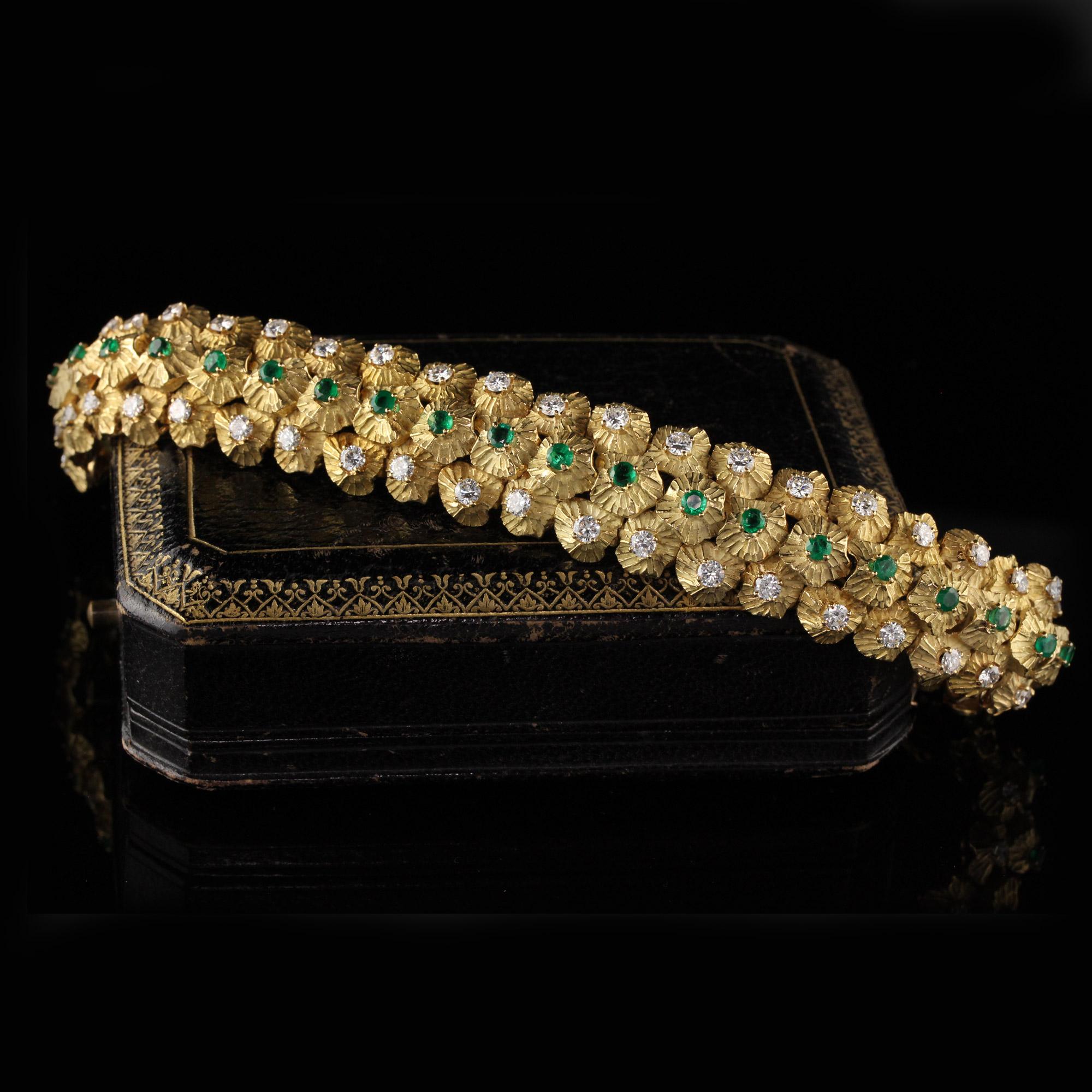 Stunning Vintage 18K yellow gold diamond & emerald bracelet. 

#B0020

Metal: 18K Yellow Gold 

Weight: 67.7 Grams

Total Diamond Weight - Approximately 5.75 CTS

Diamond Color - G - H

Diamond Clarity - VS2

Total Emerald Weight - Approximately