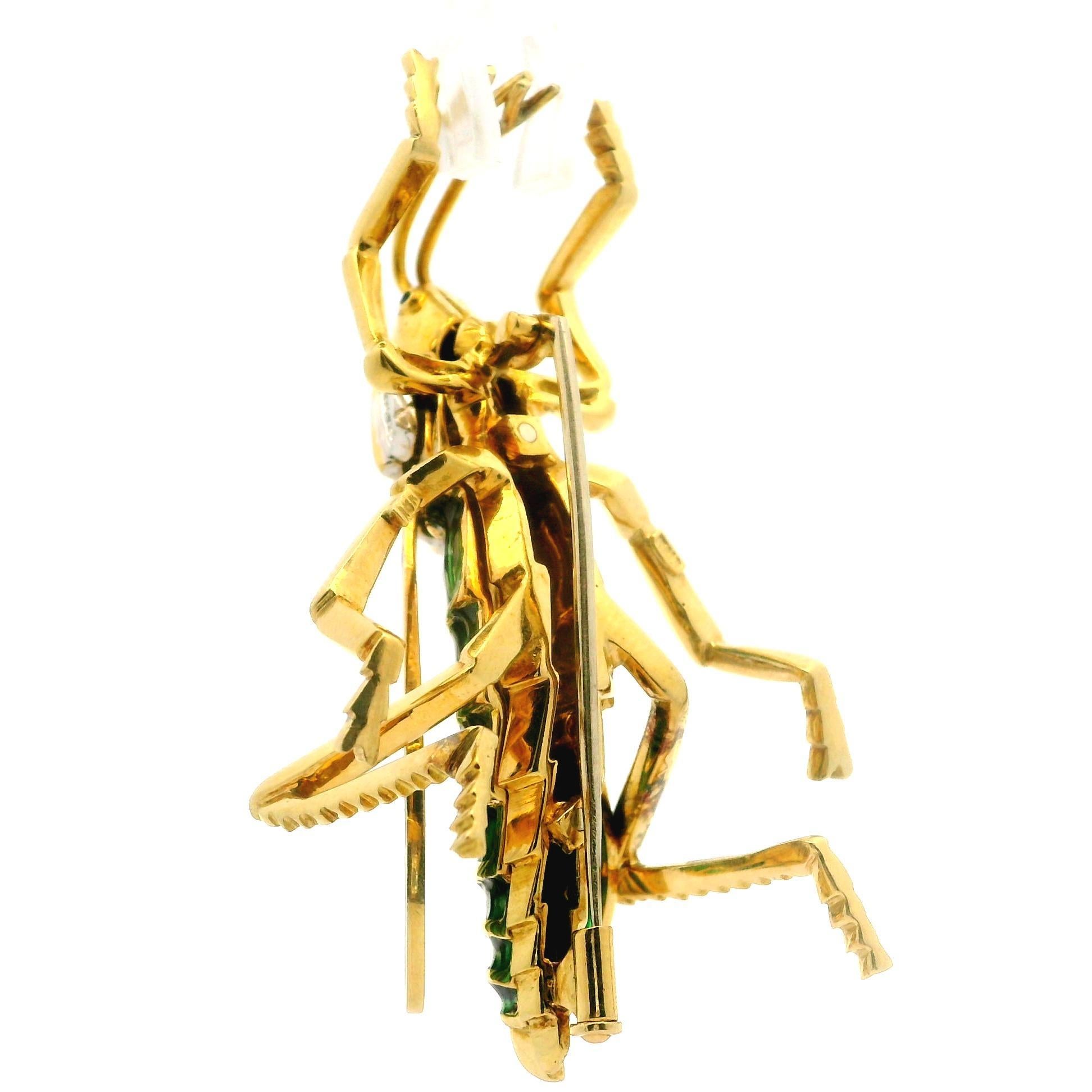 Broche vintage de oro amarillo de 18 quilates con diamantes y esmalte con gran detalle de saltamontes en venta 3